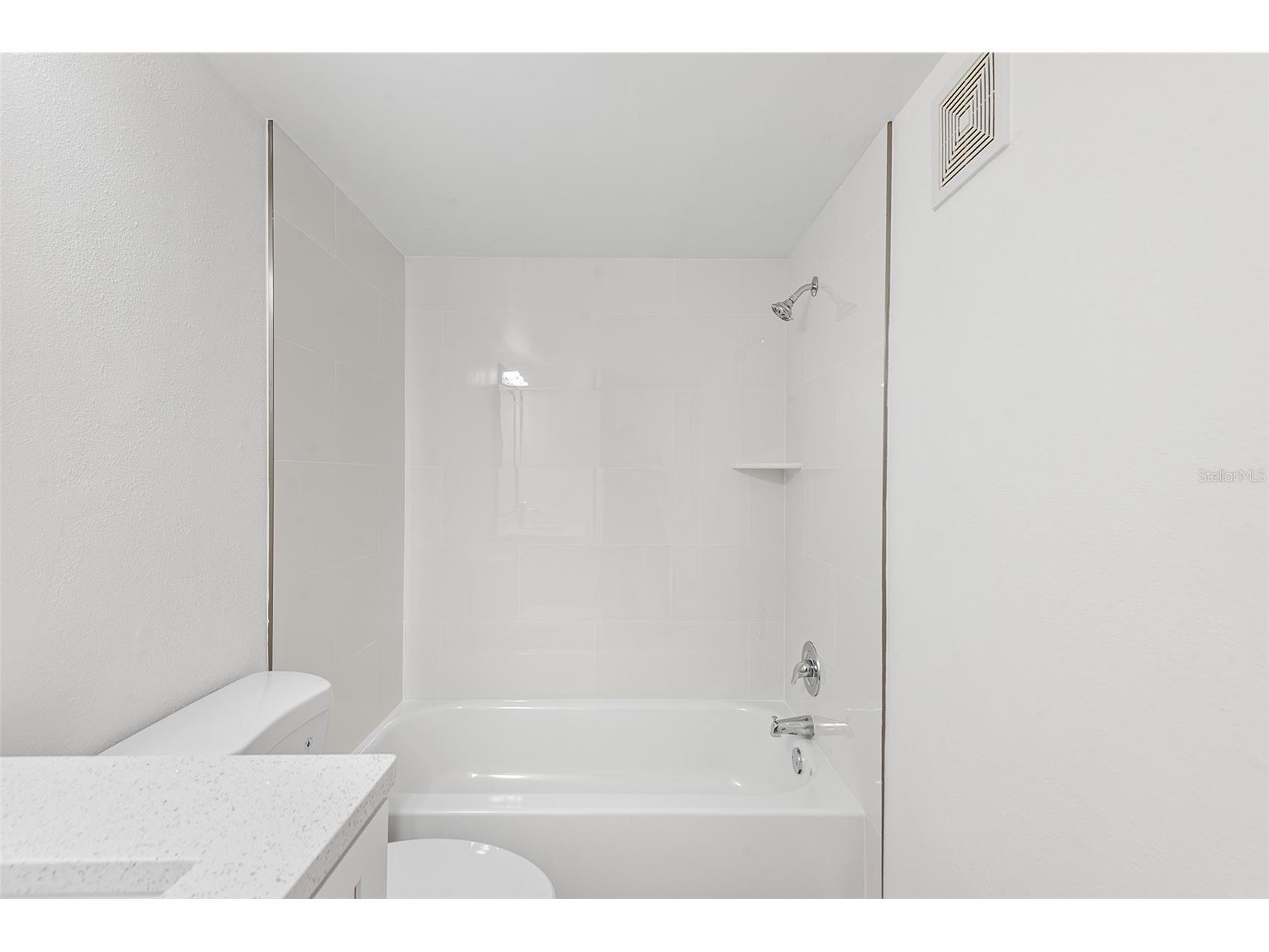 555 62nd Street S #103 Saint Petersburg FL 33707 O6406264 image12