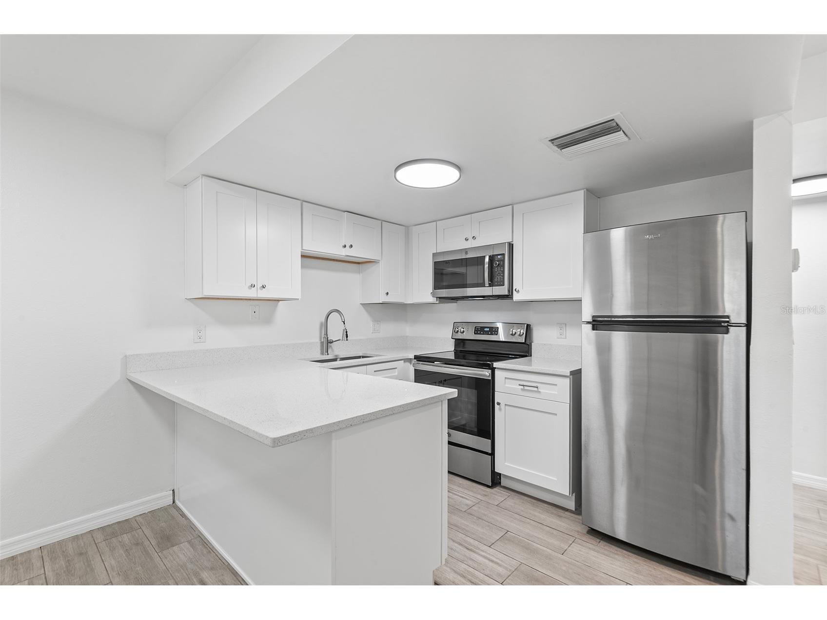 555 62nd Street S #103 Saint Petersburg FL 33707 O6406264 image7