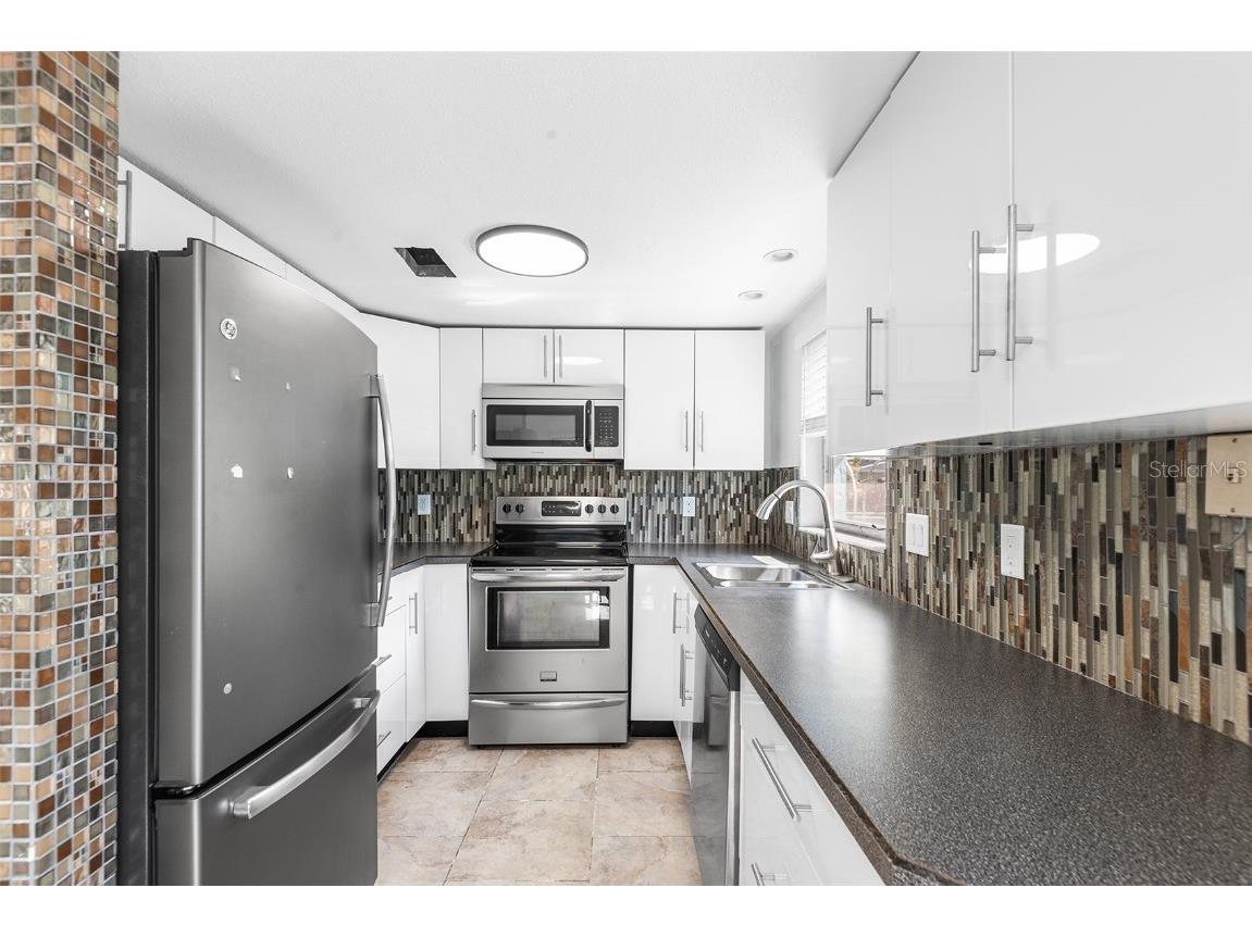 555 62nd Street S #104 Saint Petersburg FL 33707 O6358432 image5