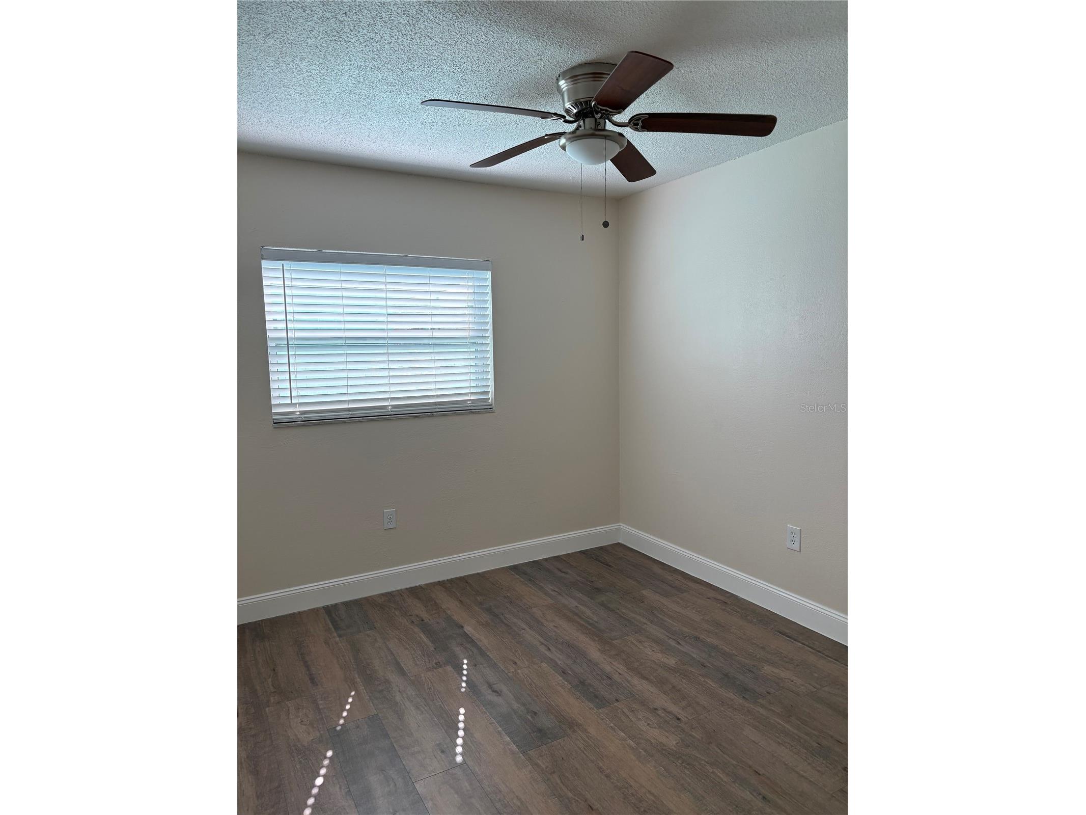 555 69th Avenue #1 Saint Petersburg FL 33706 TB8522632 image15