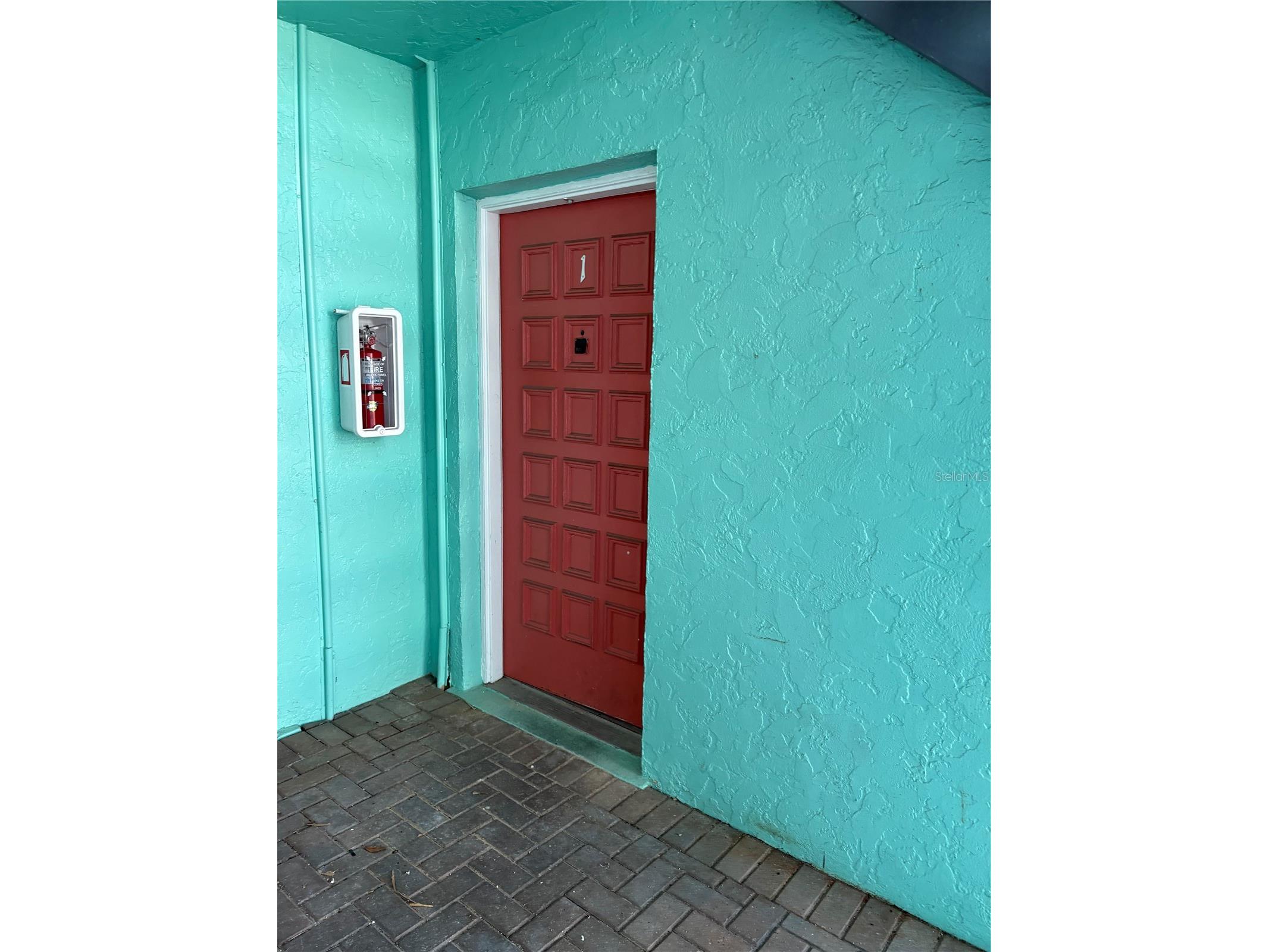555 69th Avenue #1 Saint Petersburg FL 33706 TB8522632 image2