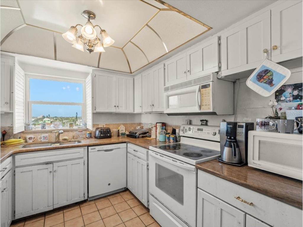 555 Gulf Way #7N Saint Pete Beach FL 33706 TB8348974 image18