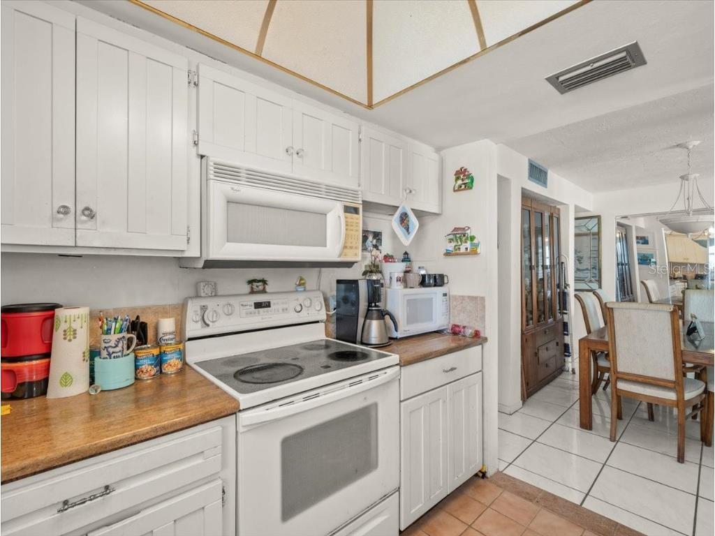 555 Gulf Way #7N Saint Pete Beach FL 33706 TB8348974 image21