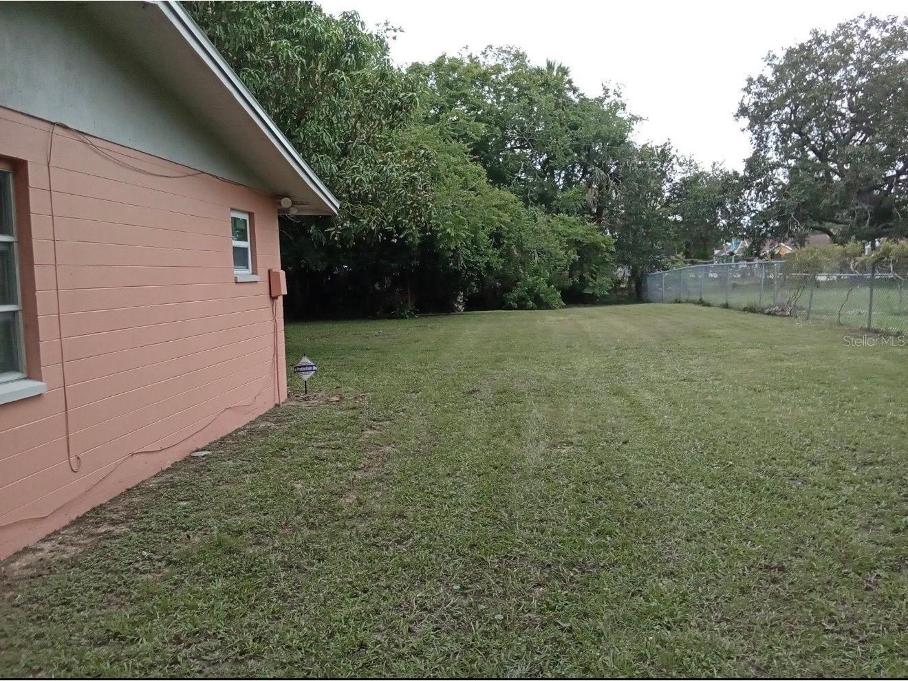 555 Oak Street Daytona Beach FL 32114 O6370387 image9