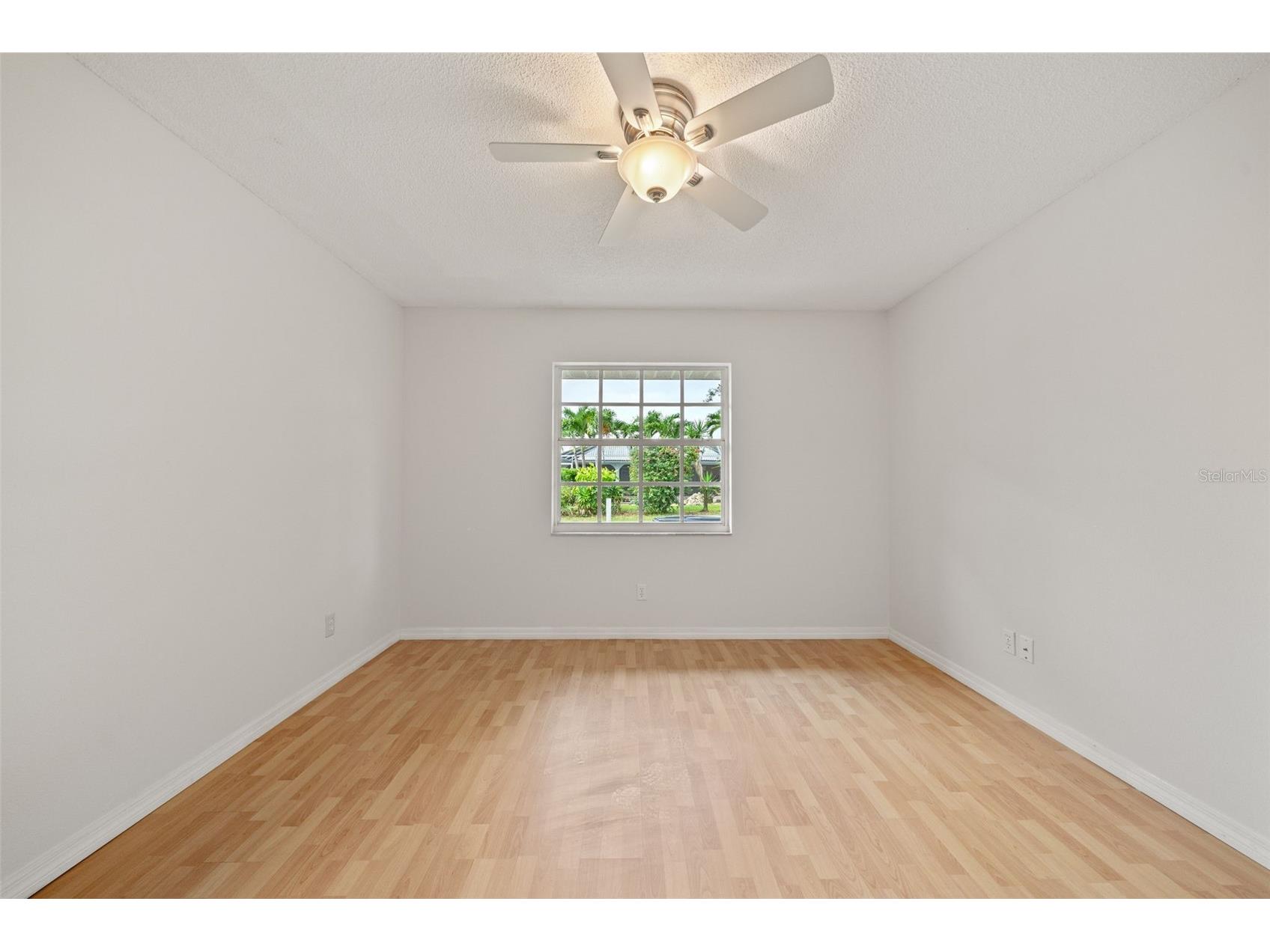 555 Park Estates Square Venice FL 34293 A4699017 image25