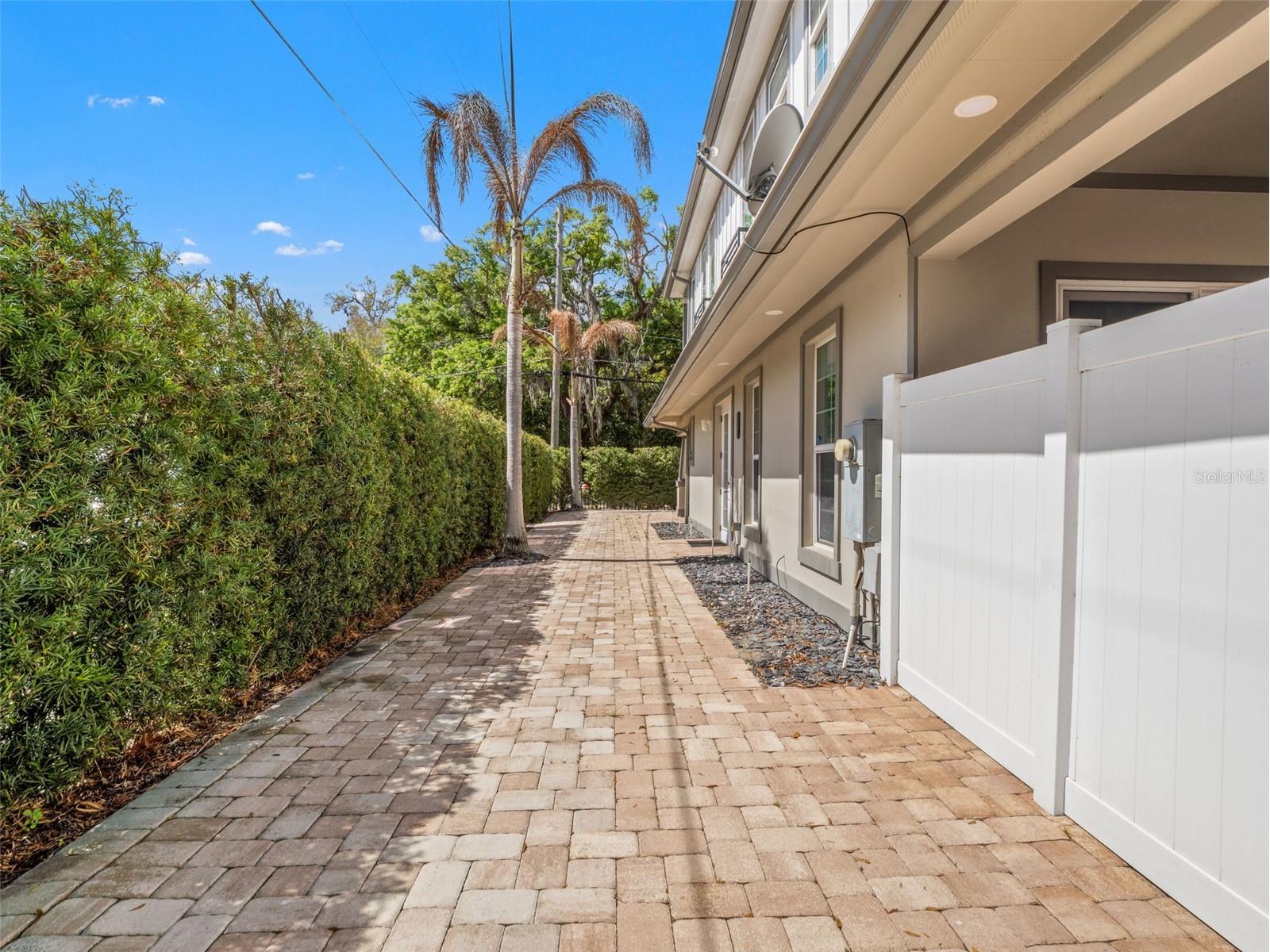 555 Peachtree Road Orlando FL 32804 O6389905 image40
