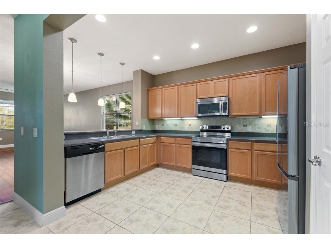 555 Presido Park Place Kissimmee FL 34759 S5121580 image8