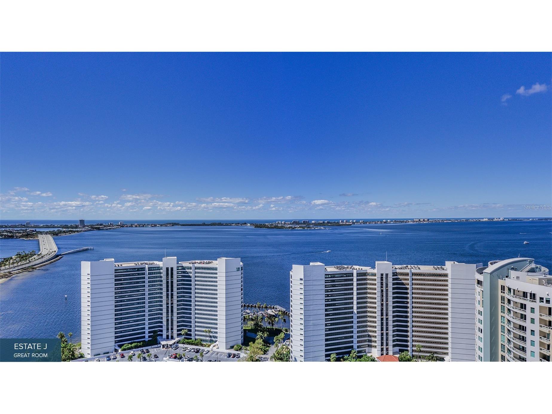 555 Quay Common #1704 Sarasota FL 34236 - YACHT HARBOR A4697938 image1