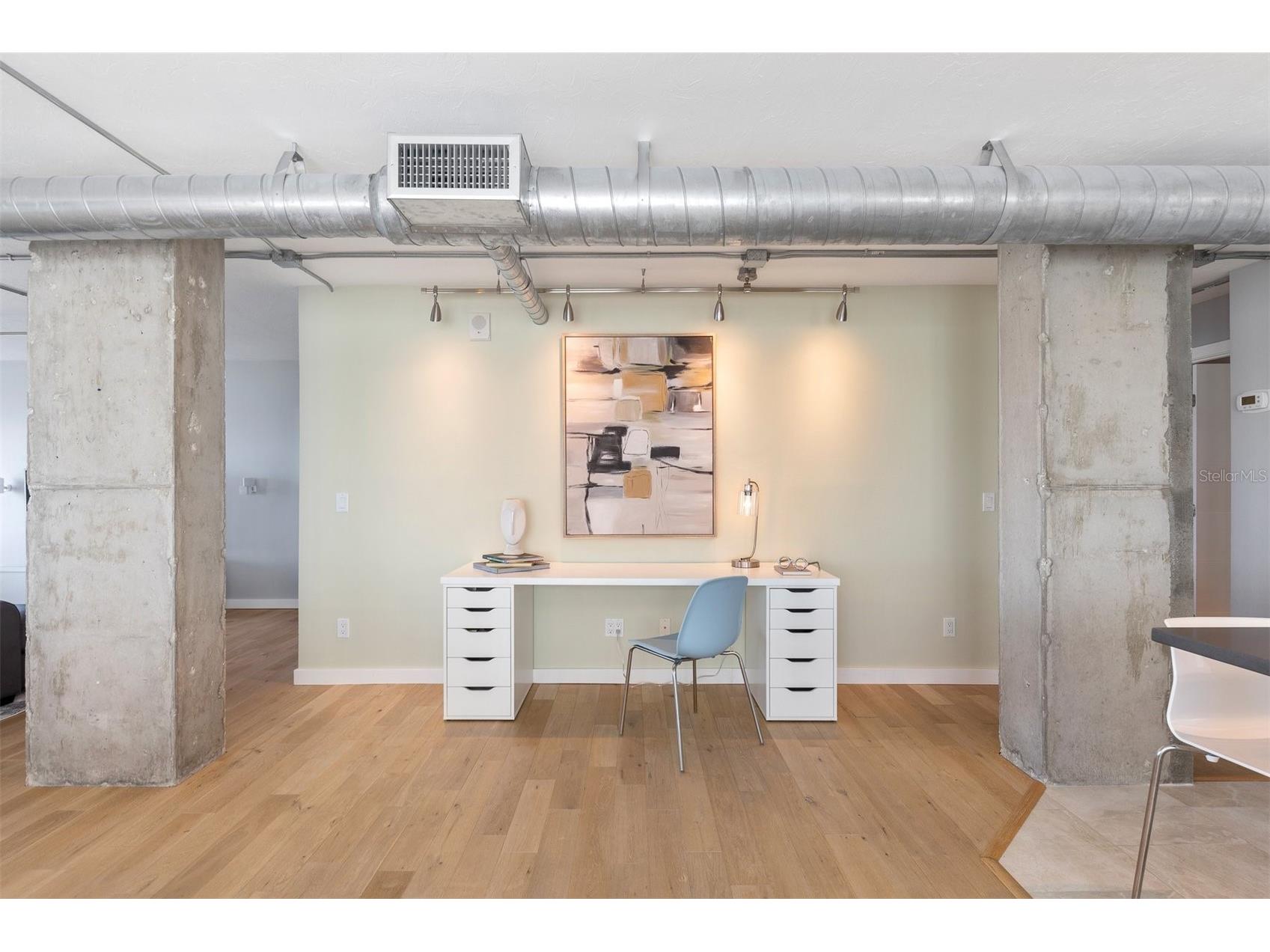 555 S Gulfstream Avenue #804 Sarasota FL 34236 A4678413 image10