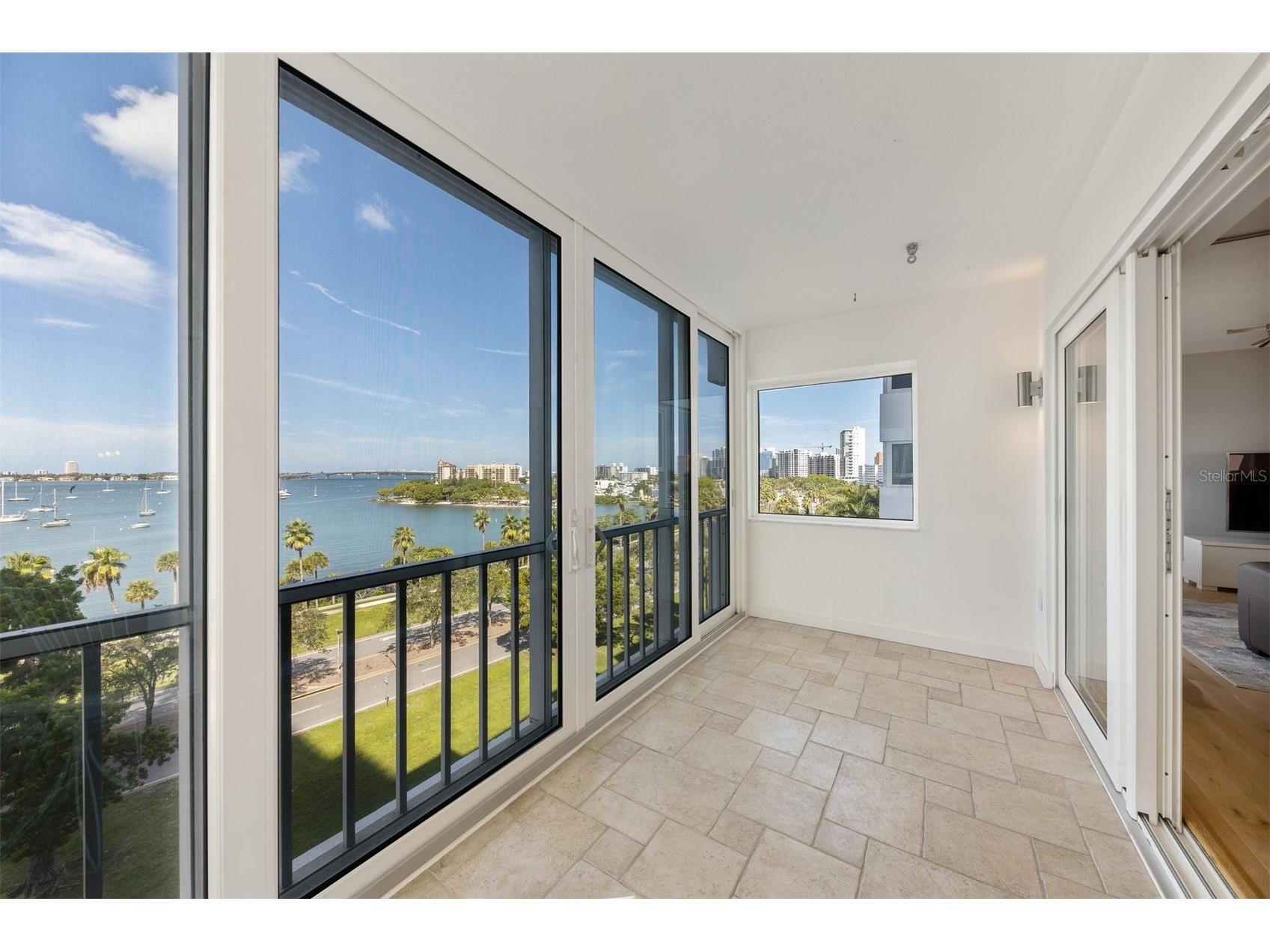 555 S Gulfstream Avenue #804 Sarasota FL 34236 A4678413 image17