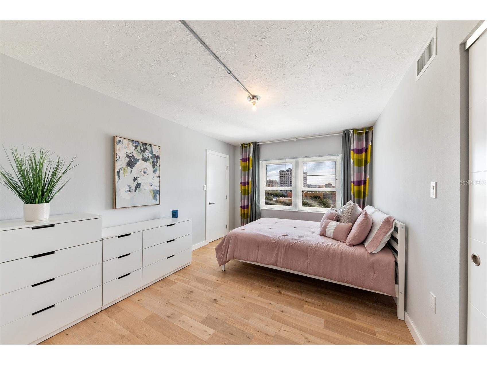 555 S Gulfstream Avenue #804 Sarasota FL 34236 A4678413 image22