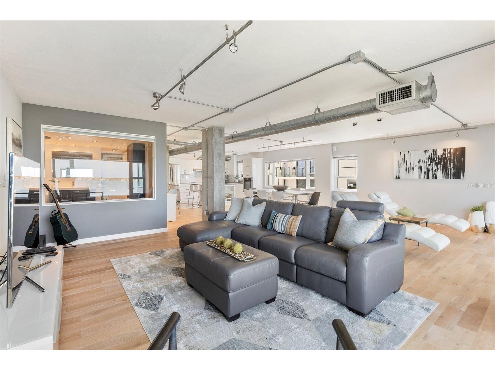 555 S Gulfstream Avenue #804 Sarasota FL 34236 A4678413 image26