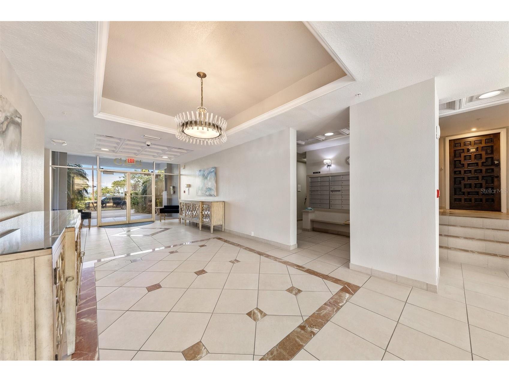 555 S Gulfstream Avenue #804 Sarasota FL 34236 A4678413 image7