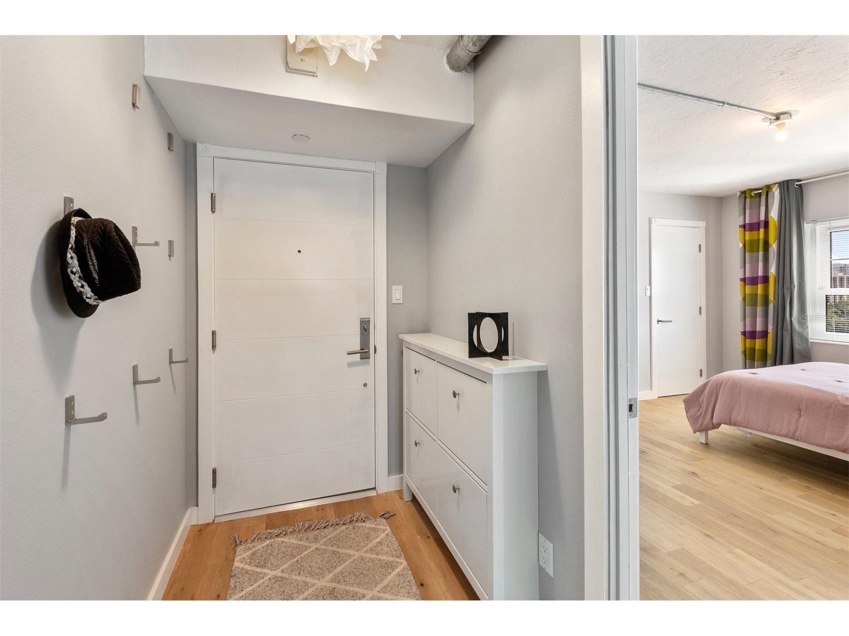 555 S Gulfstream Avenue #804 Sarasota FL 34236 A4678413 image8