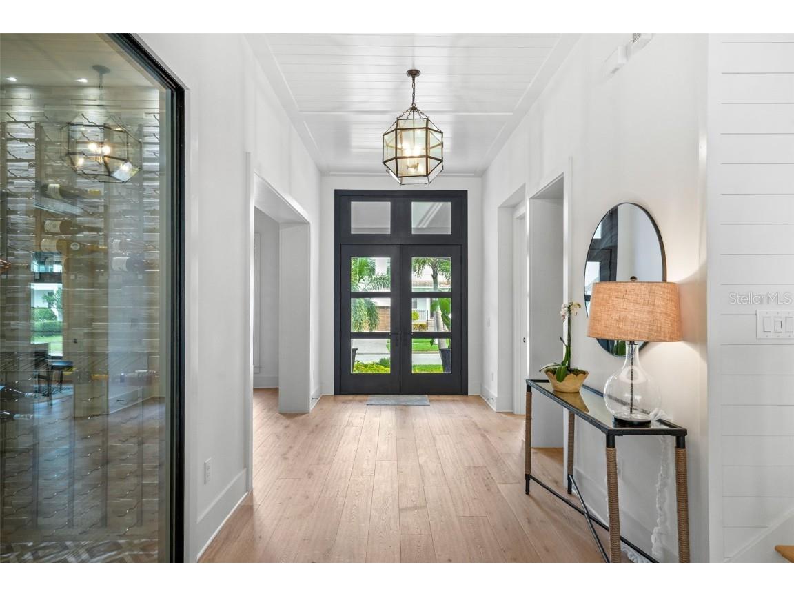 555 Suwanee Circle Tampa FL 33606 TB8423327 image3