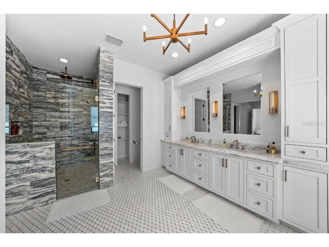 555 Suwanee Circle Tampa FL 33606 TB8423327 image32