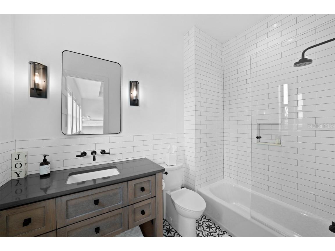 555 Suwanee Circle Tampa FL 33606 TB8423327 image37