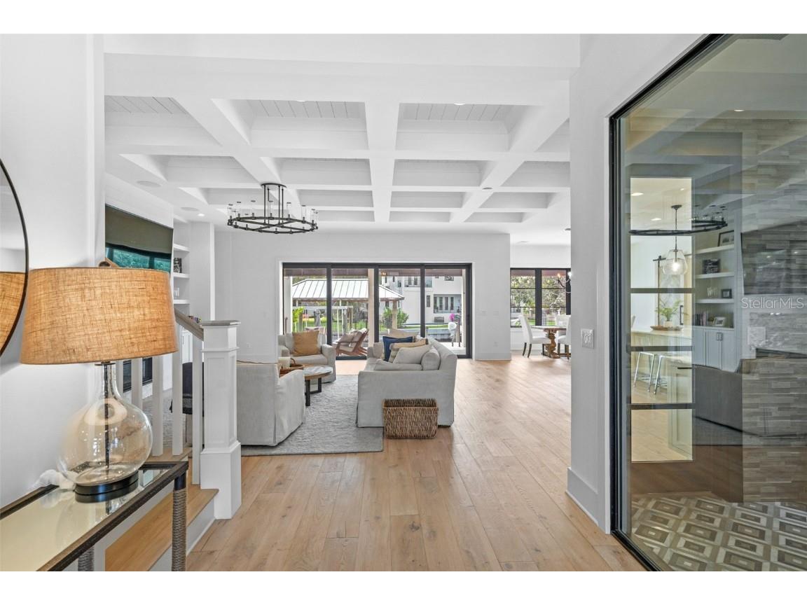 555 Suwanee Circle Tampa FL 33606 TB8423327 image5