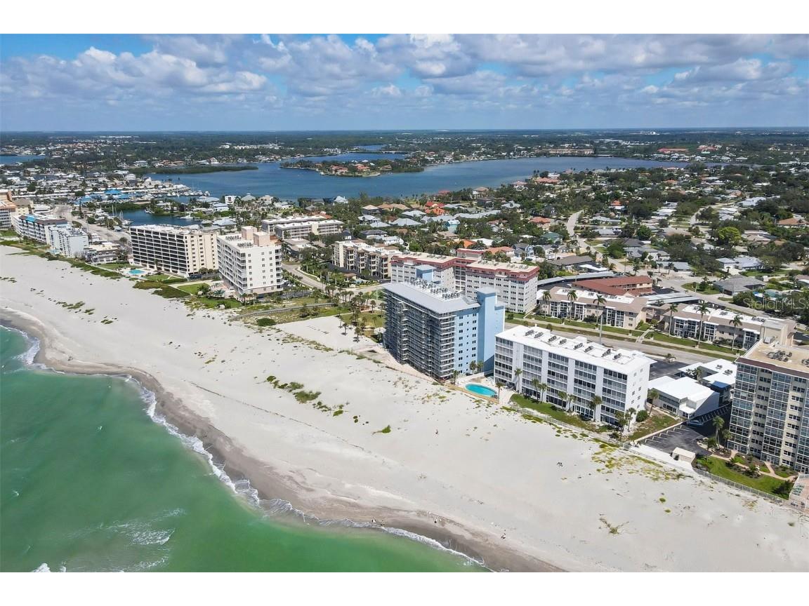 555 The Esplanade N #301 Venice FL 34285 - GULF OF MEXICO A4662616 image32