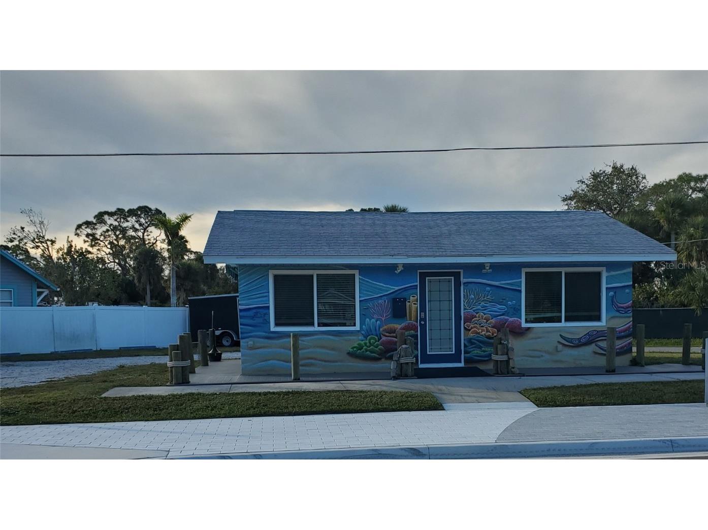 555 W Dearborn Street Englewood FL 34223 D6133435 image1