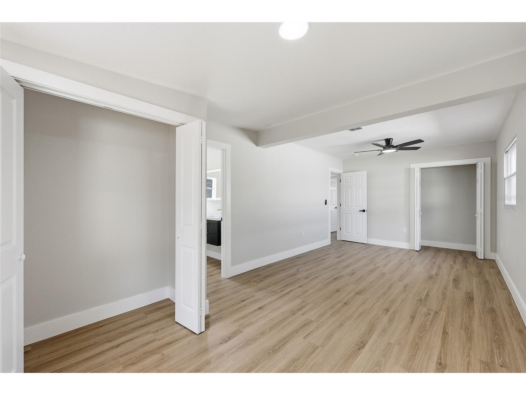 5550 5th Way S Saint Petersburg FL 33705 TB8476145 image14