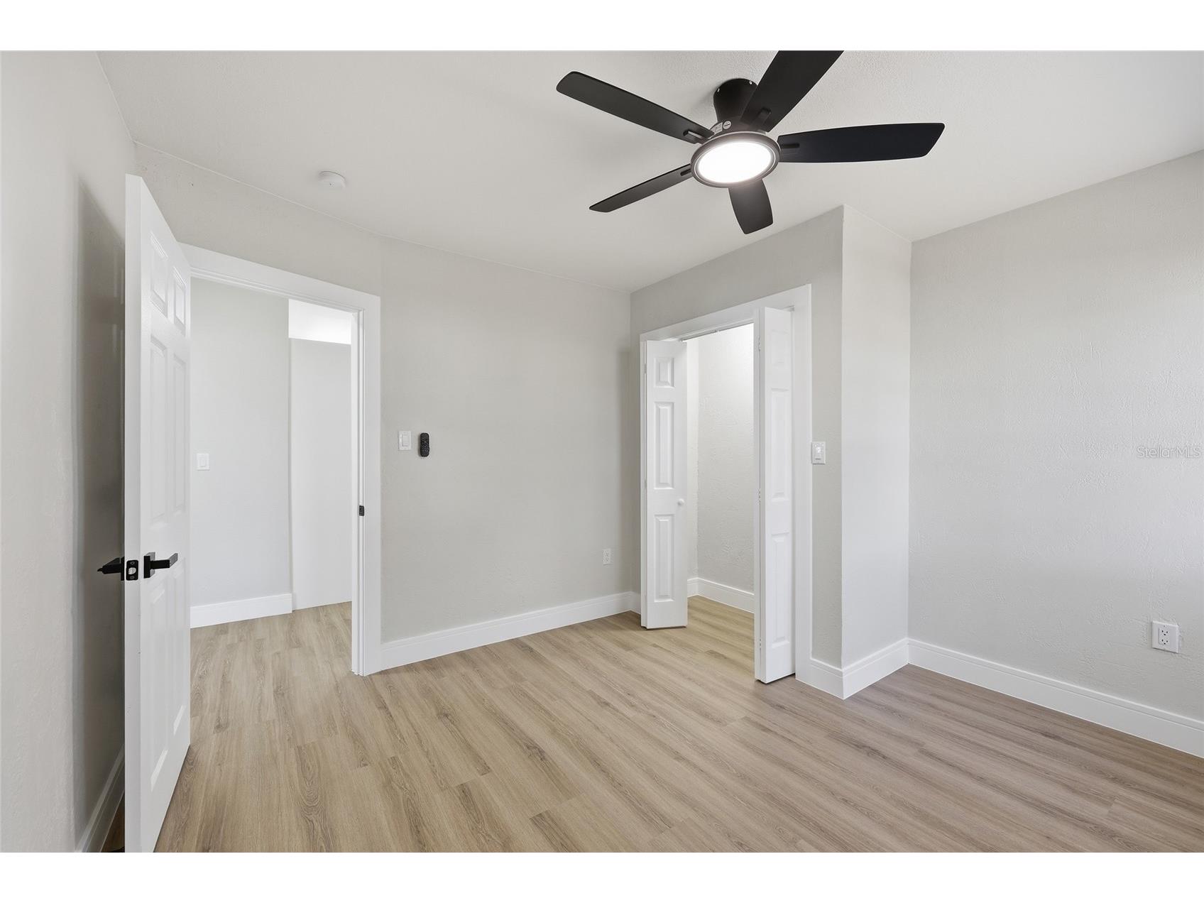 5550 5th Way S Saint Petersburg FL 33705 TB8476145 image24