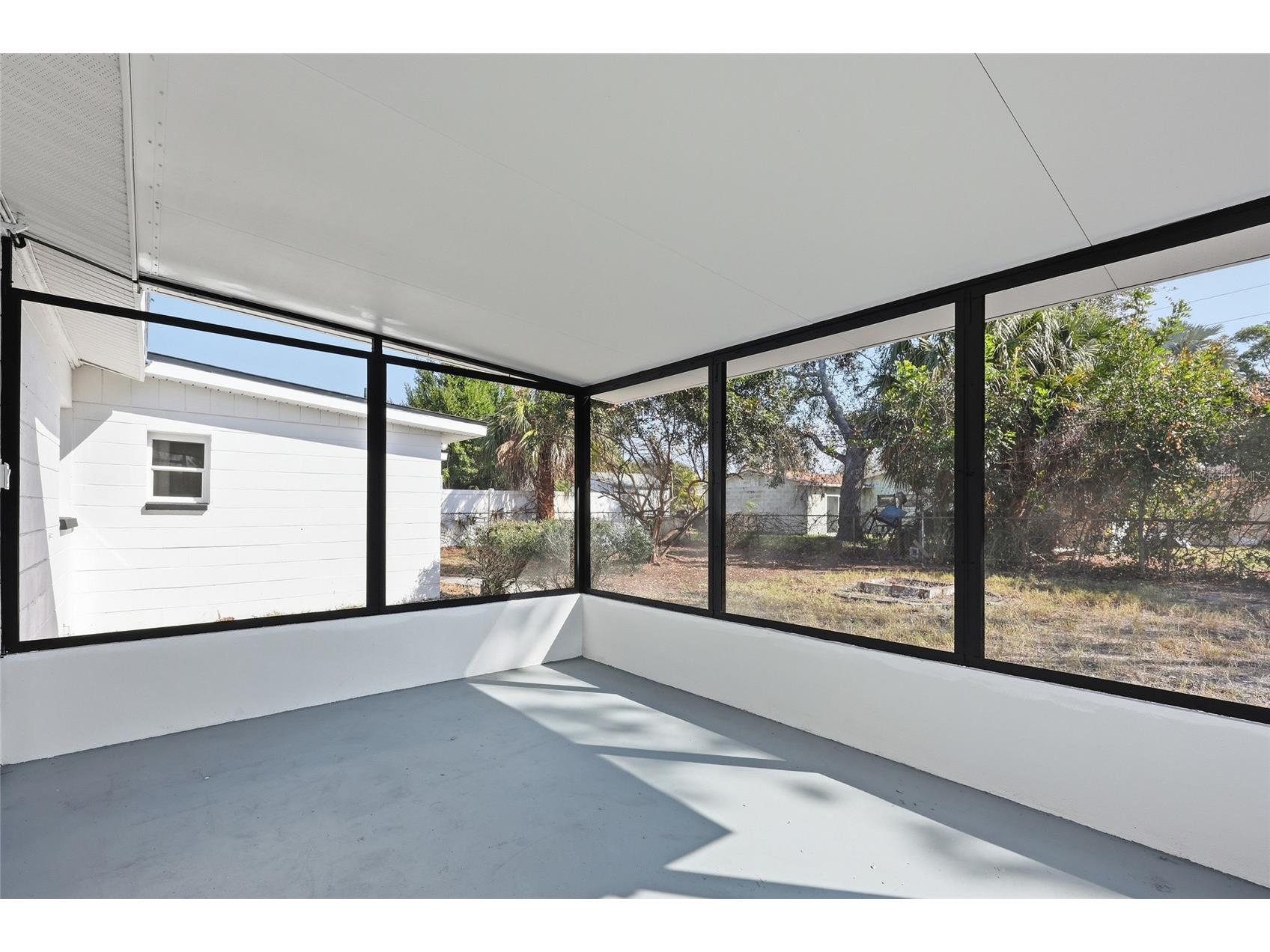 5550 5th Way S Saint Petersburg FL 33705 TB8476145 image27