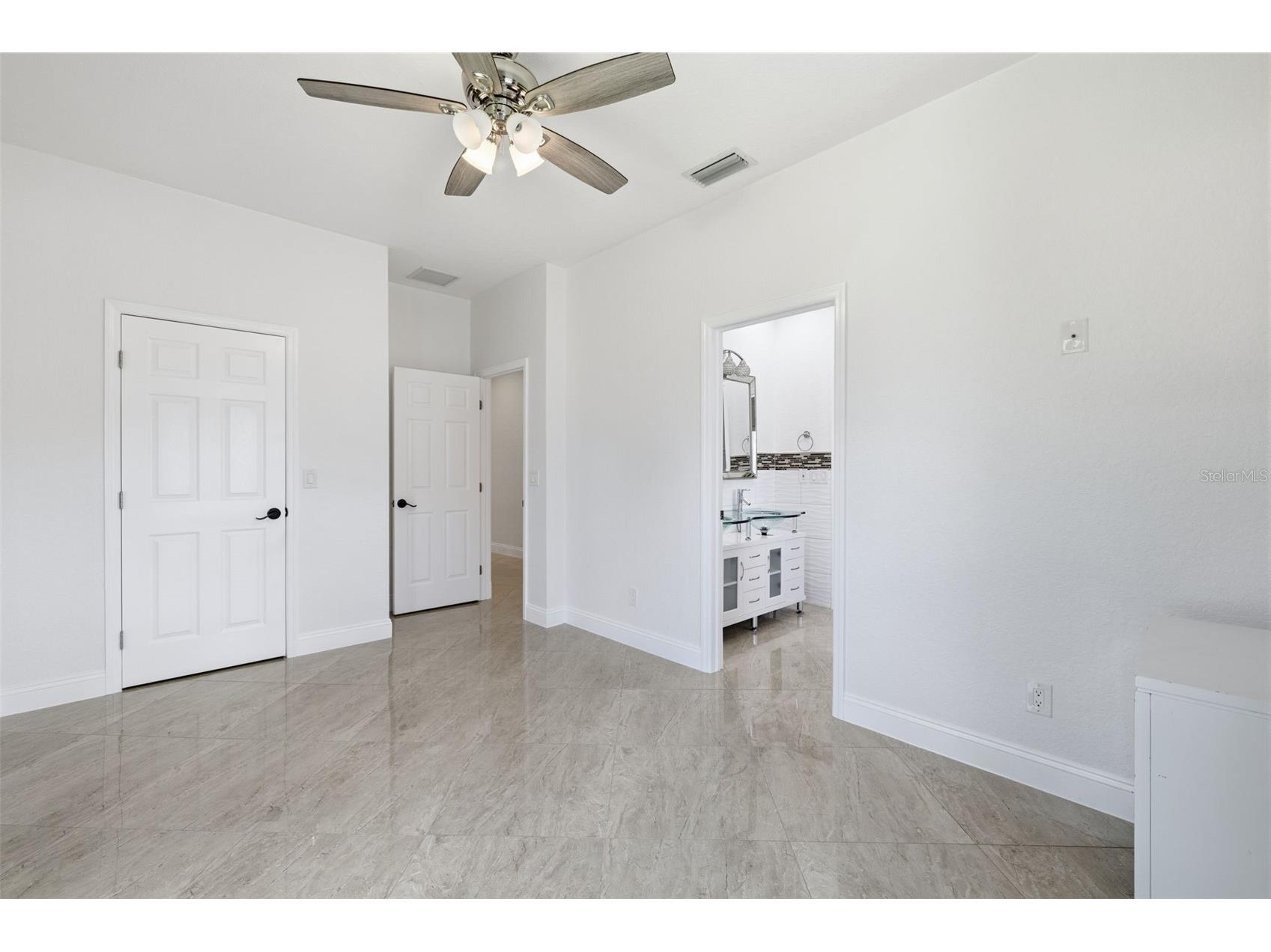 5550 64th Avenue N Pinellas Park FL 33781 TB8501344 image27