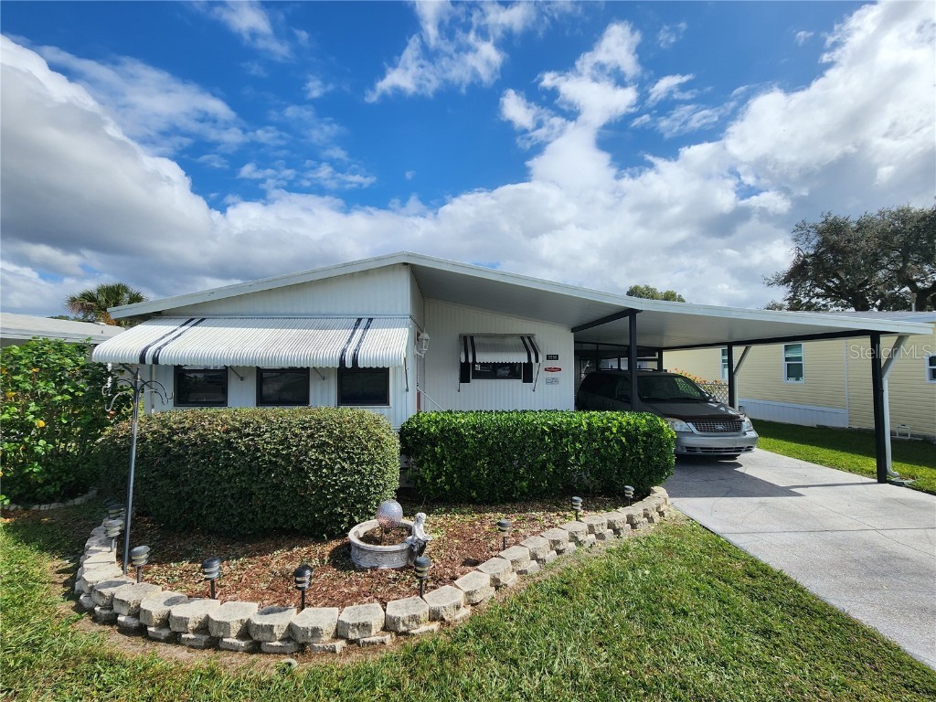 5550 Cheyenne Street Zephyrhills FL 33542 TB8318127 image1
