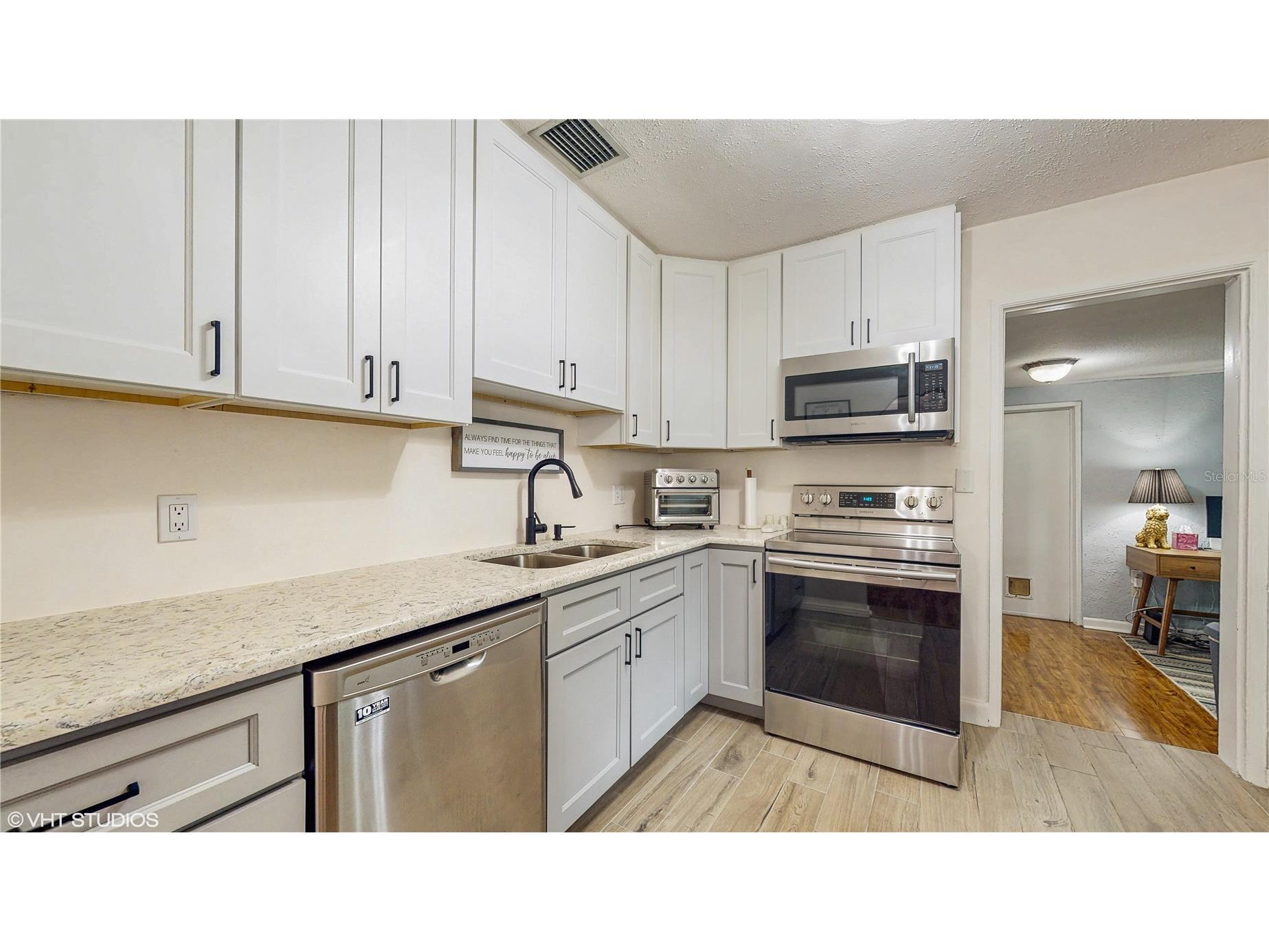 5550 Kelly Drive N Saint Petersburg FL 33703 TB8472851 image19