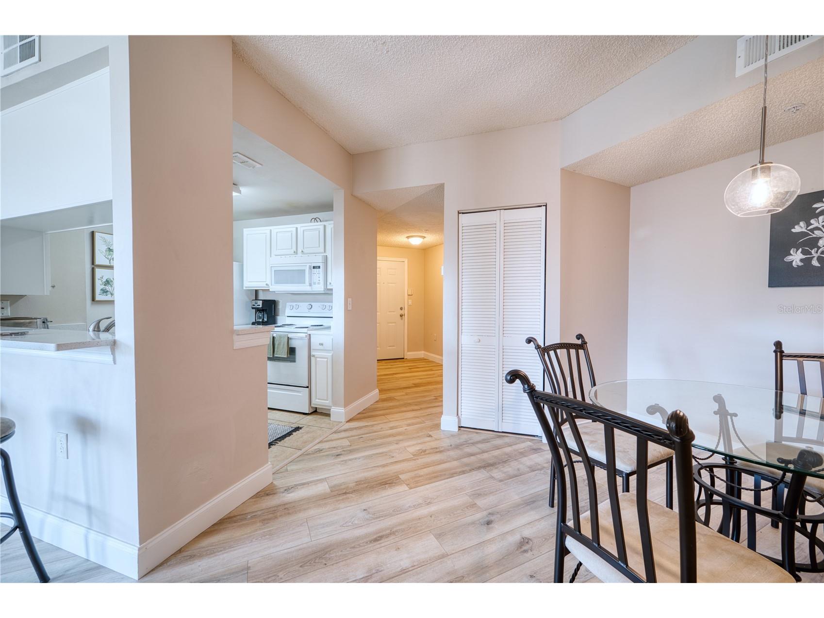 5551 Bentgrass Drive #11-303 Sarasota FL 34235 A4693808 image13