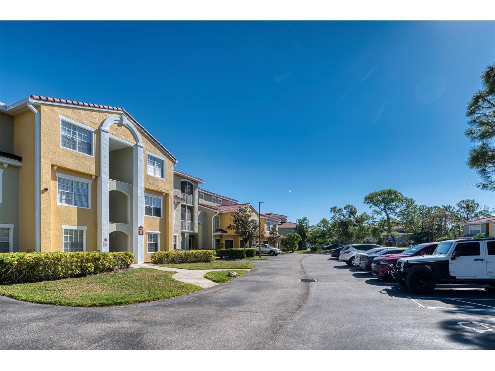 5551 Bentgrass Drive #11-303 Sarasota FL 34235 A4693808 image3