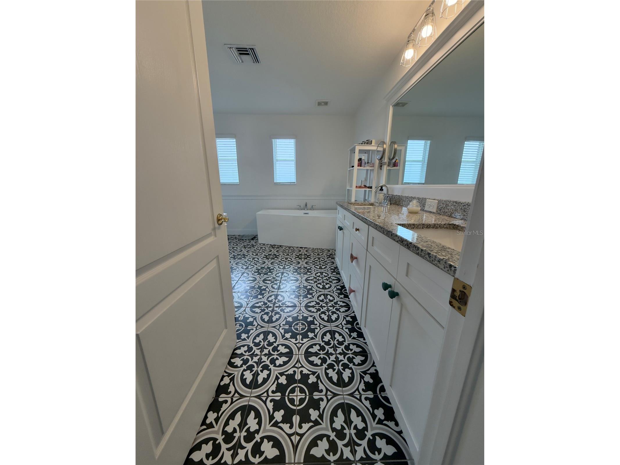 5551 Jobeth Dr New Port Richey FL 34652 TB8487874 image26