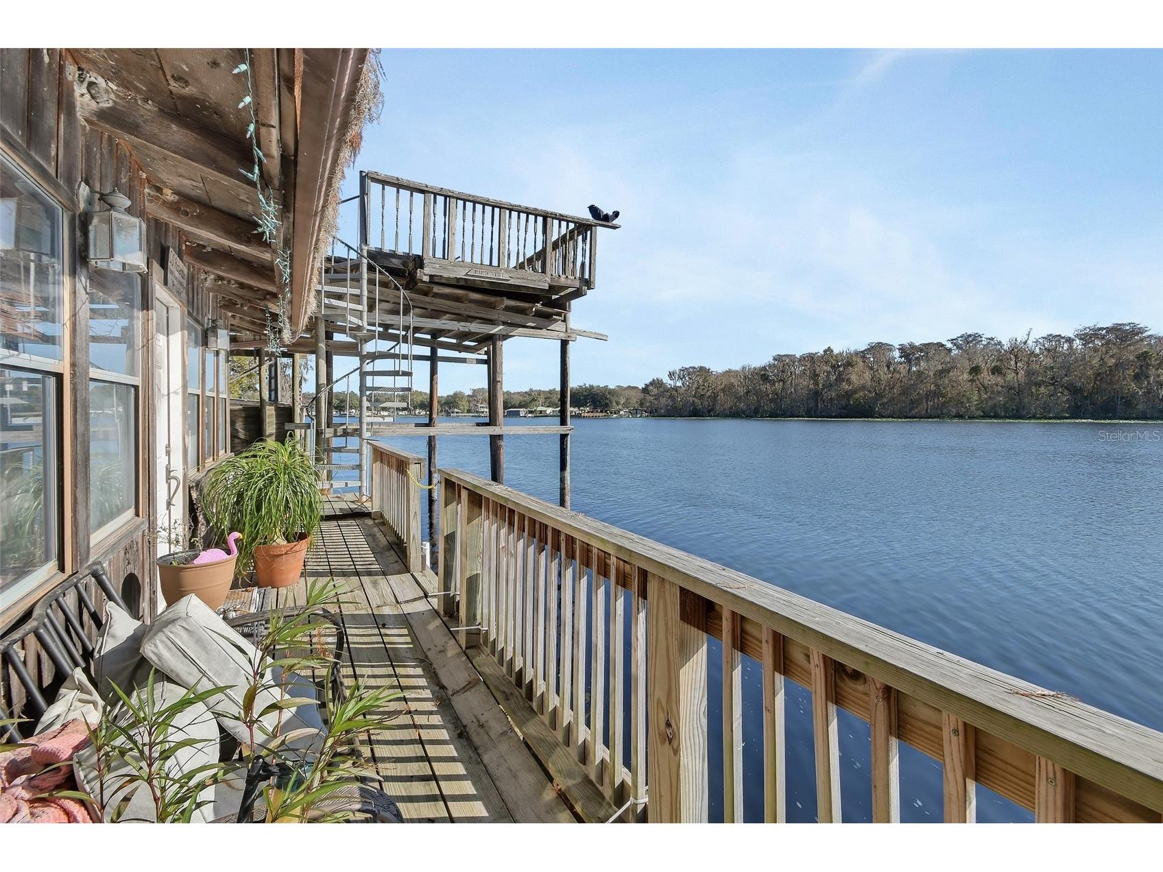 55512 Front Street Astor FL 32102 - ST JOHNS RIVER V4946788 image6