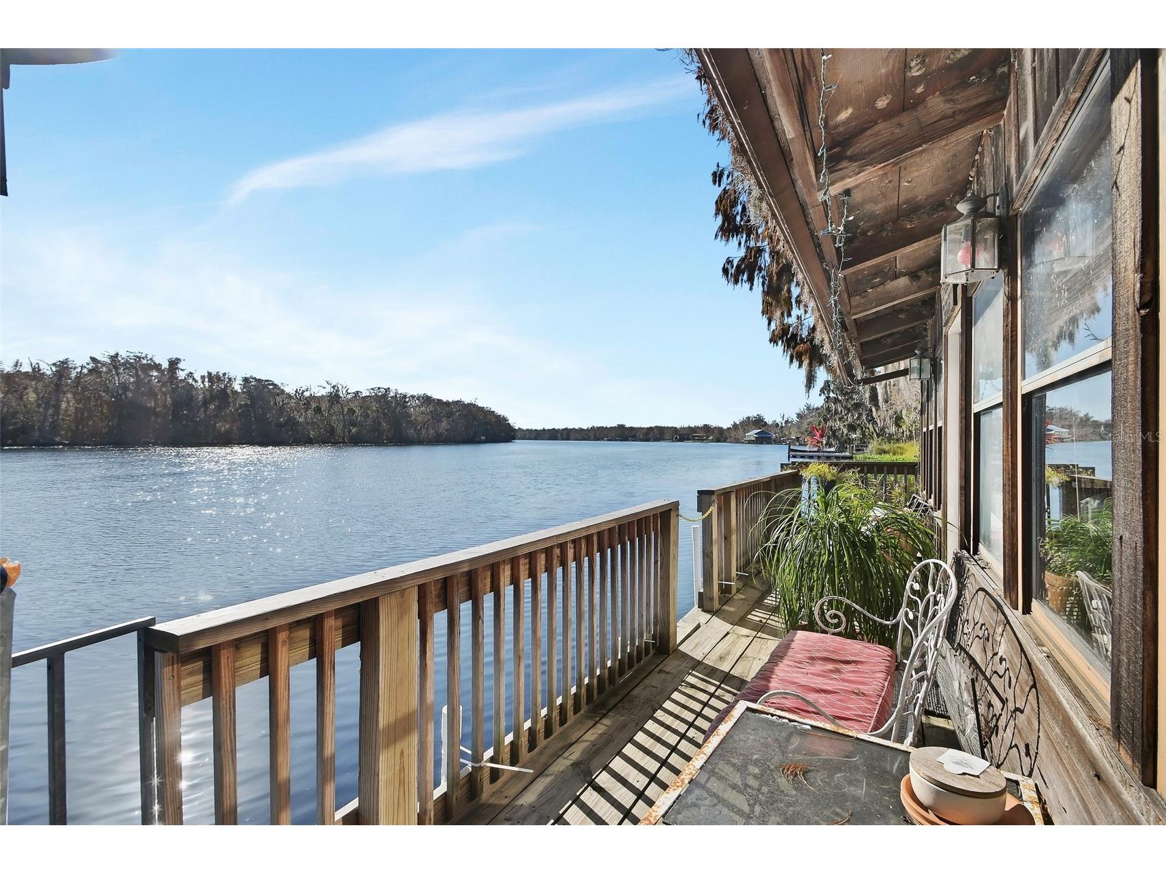 55512 Front Street Astor FL 32102 - ST JOHNS RIVER V4946788 image7