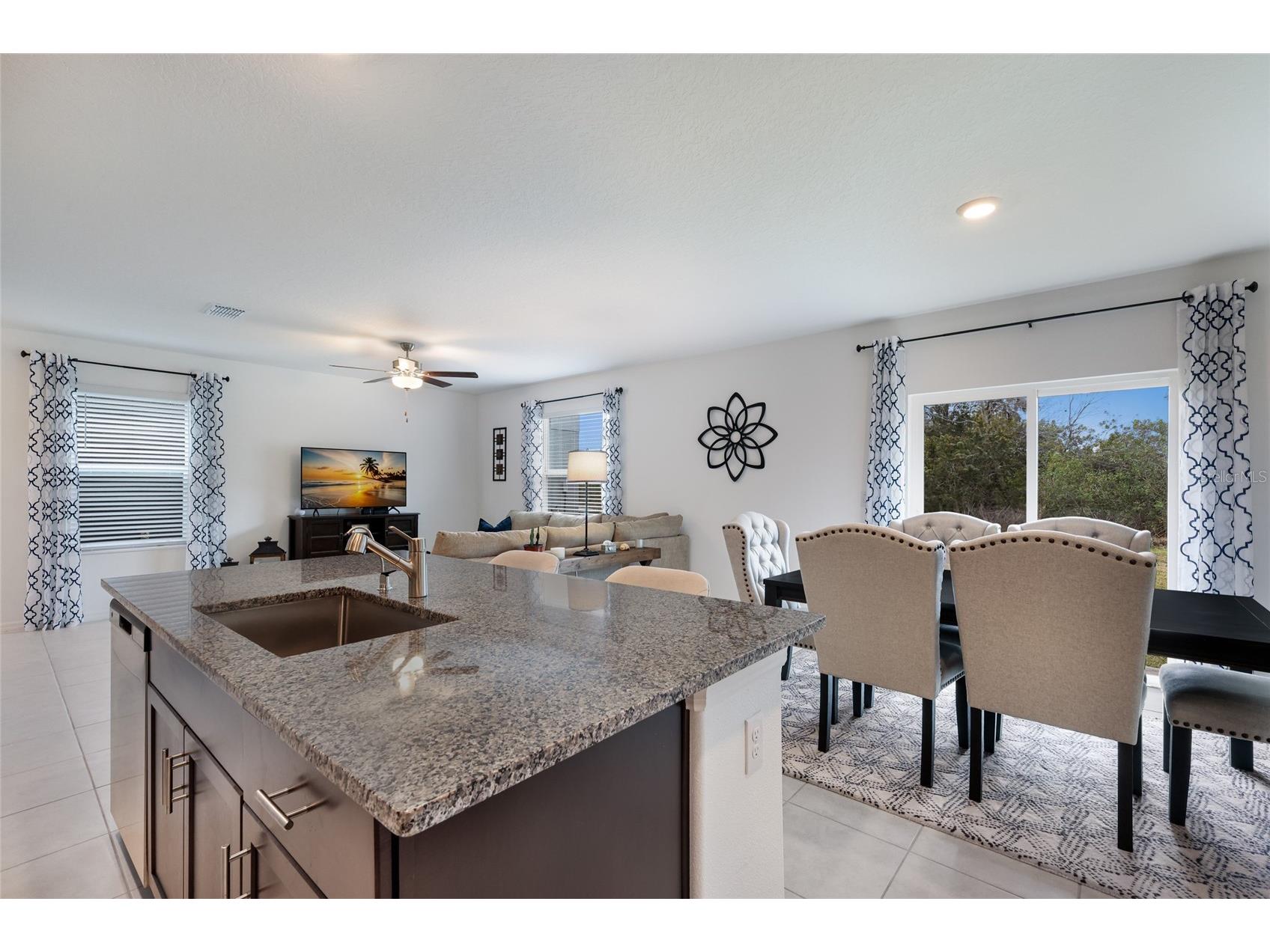 5552 Blue Azure Drive Wimauma FL 33598 A4683174 image10