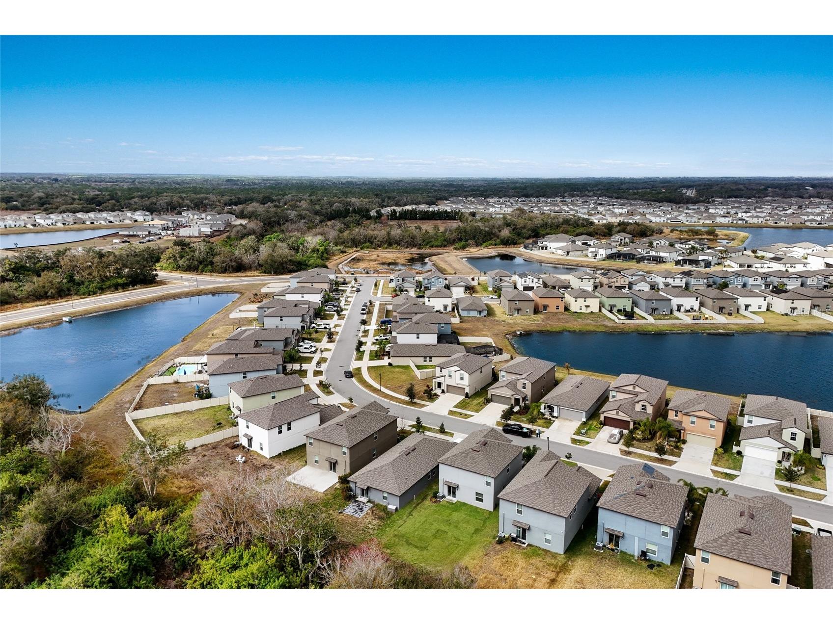5552 Blue Azure Drive Wimauma FL 33598 A4683174 image36