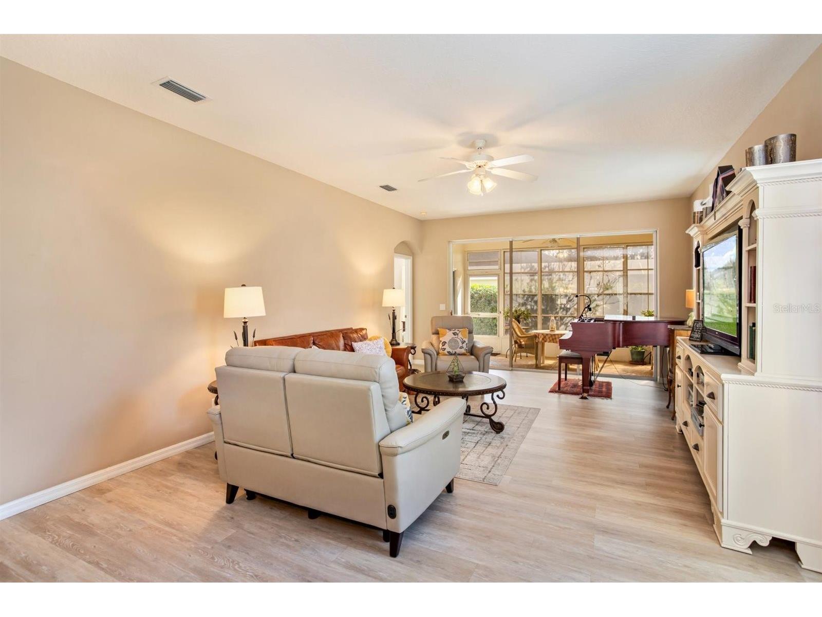5552 King James Avenue Leesburg FL 34748 O6377150 image8