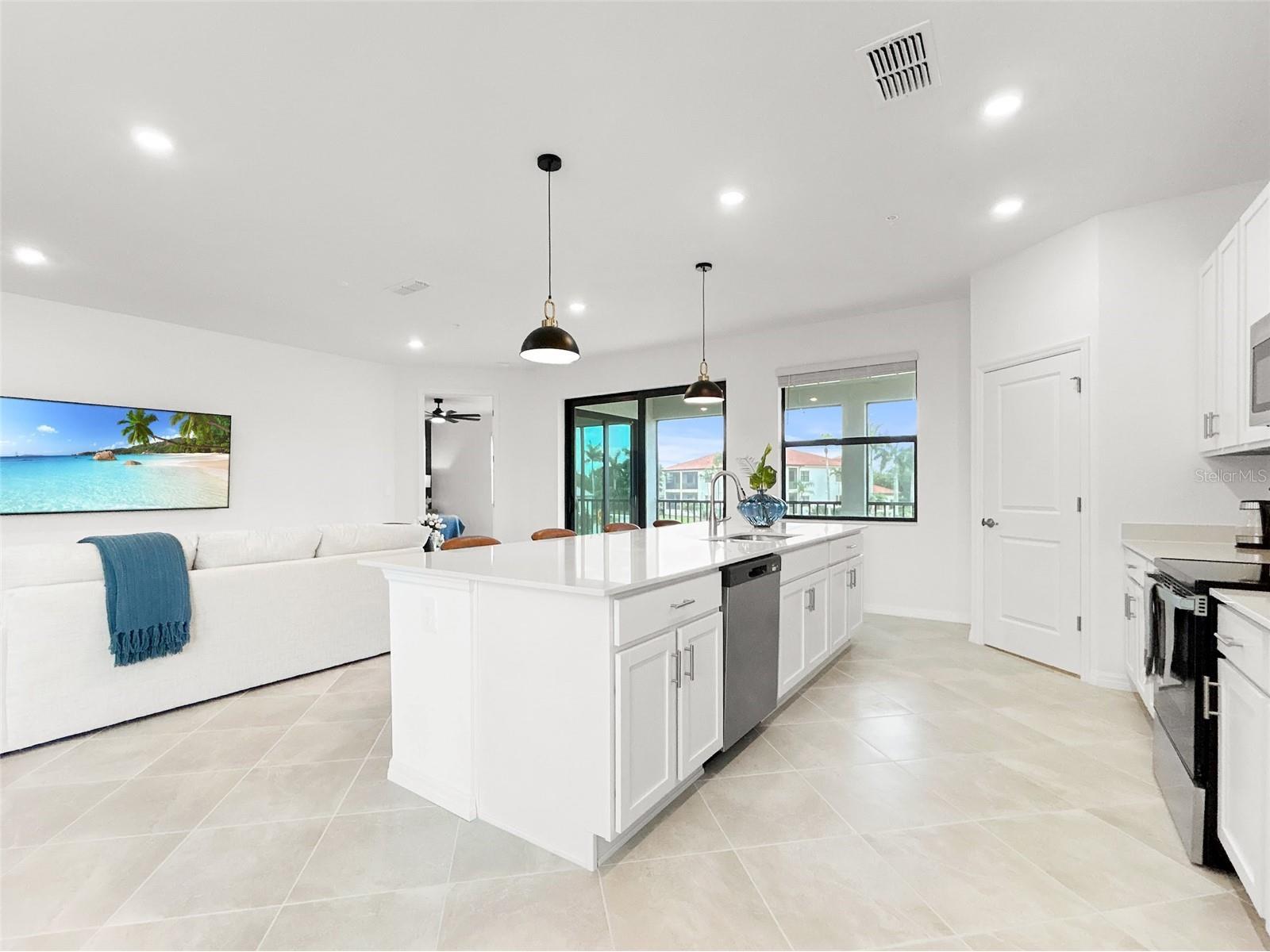 5552 Summit Pointe Circle #103 Bradenton FL 34210 TB8527217 image24