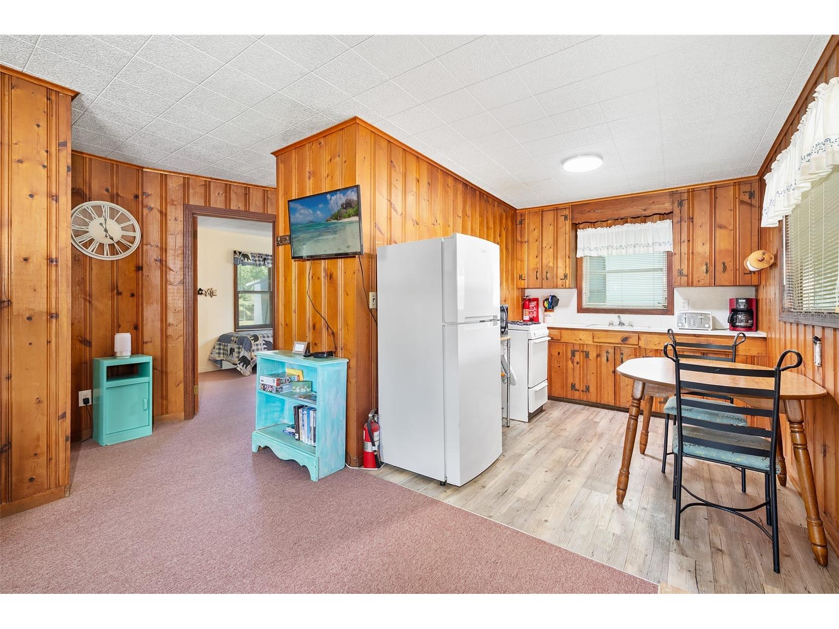55521 Front Street Astor FL 32102 V4949924 image12