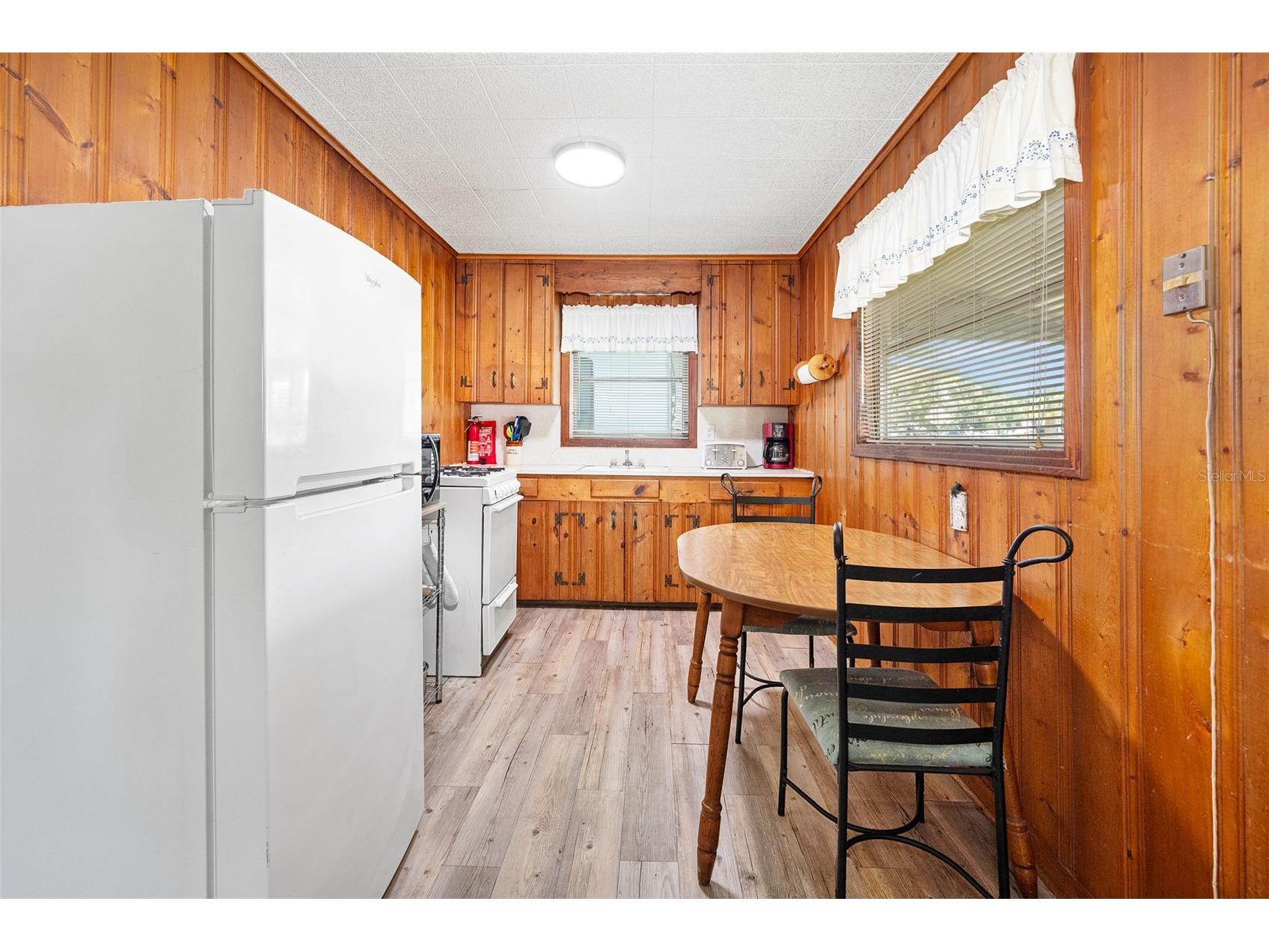 55521 Front Street Astor FL 32102 - SAINT JOHNS RIVER V4949927 image14