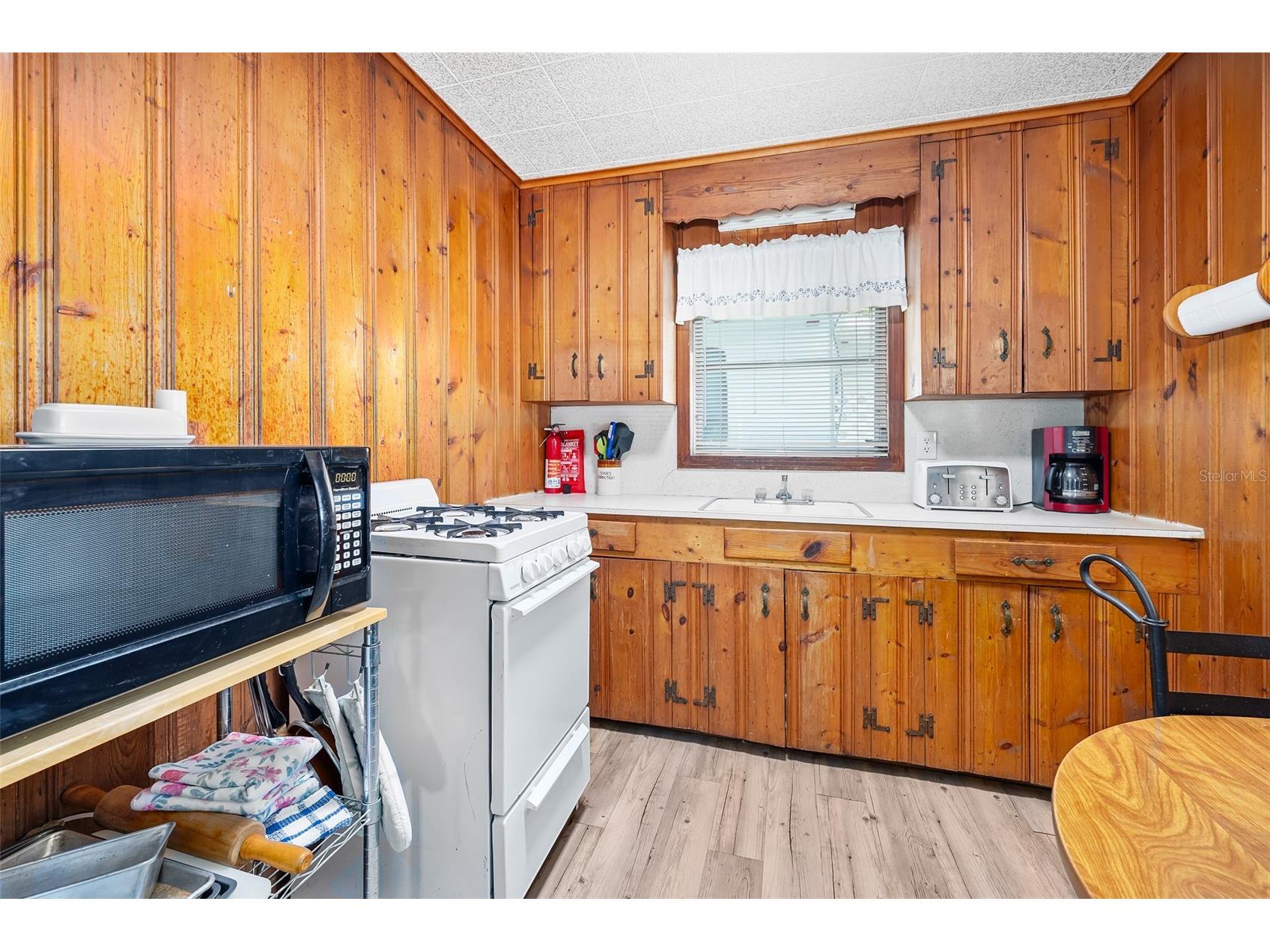 55521 Front Street Astor FL 32102 - SAINT JOHNS RIVER V4949927 image15