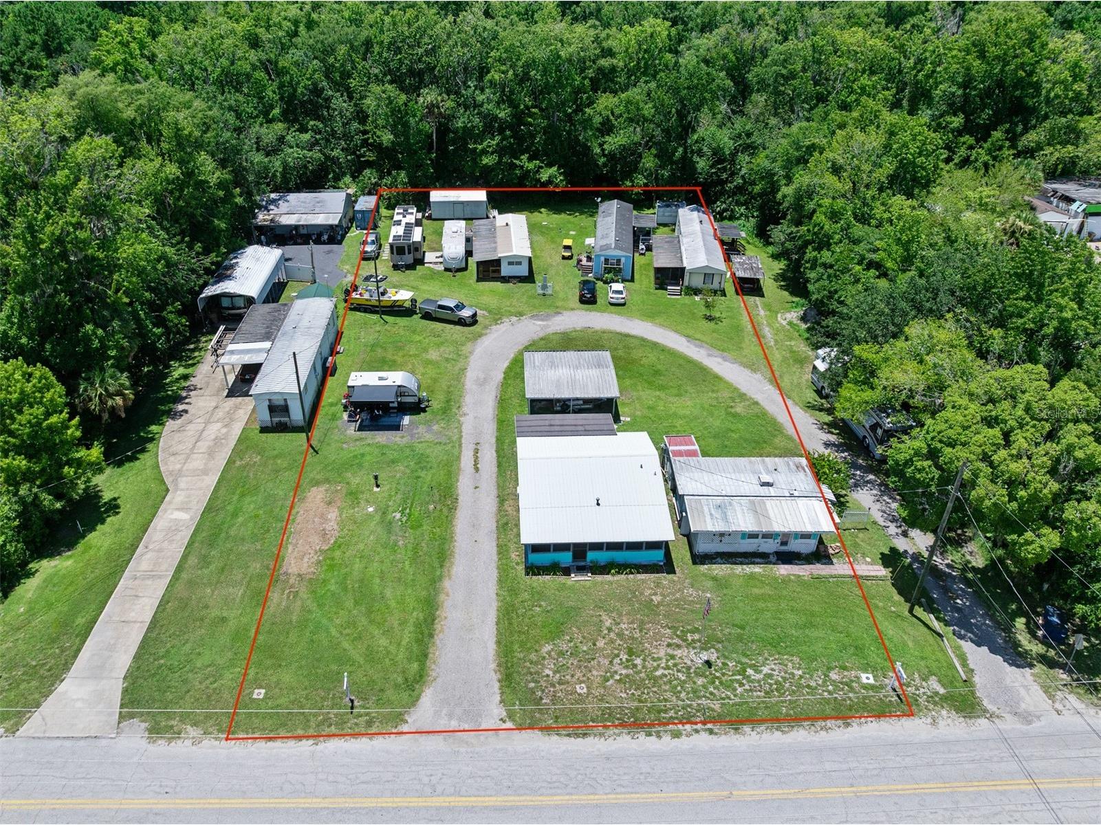 55521 Front Street Astor FL 32102 - SAINT JOHNS RIVER V4949927 image2