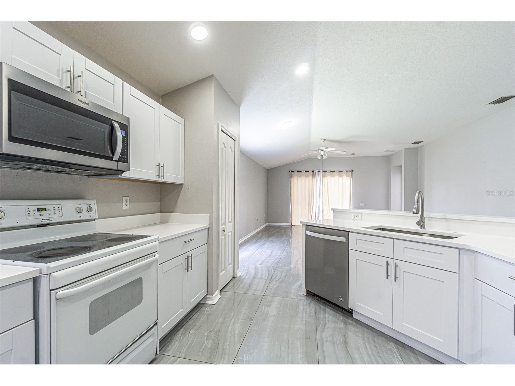 5553 Gallant Fox Court Wesley Chapel FL 33544 TB8502490 image6