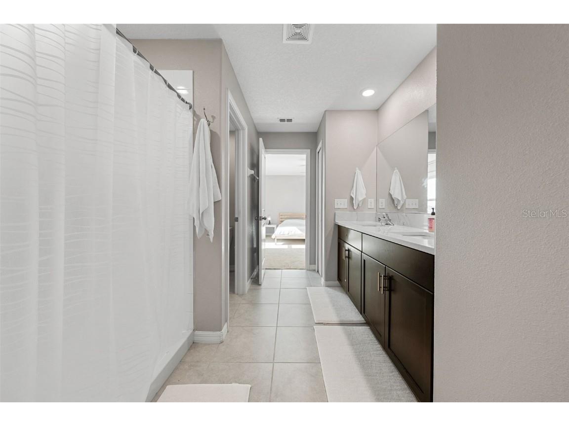 5553 Turkey Creek Way Lakeland FL 33811 - Retention pond O6298144 image24