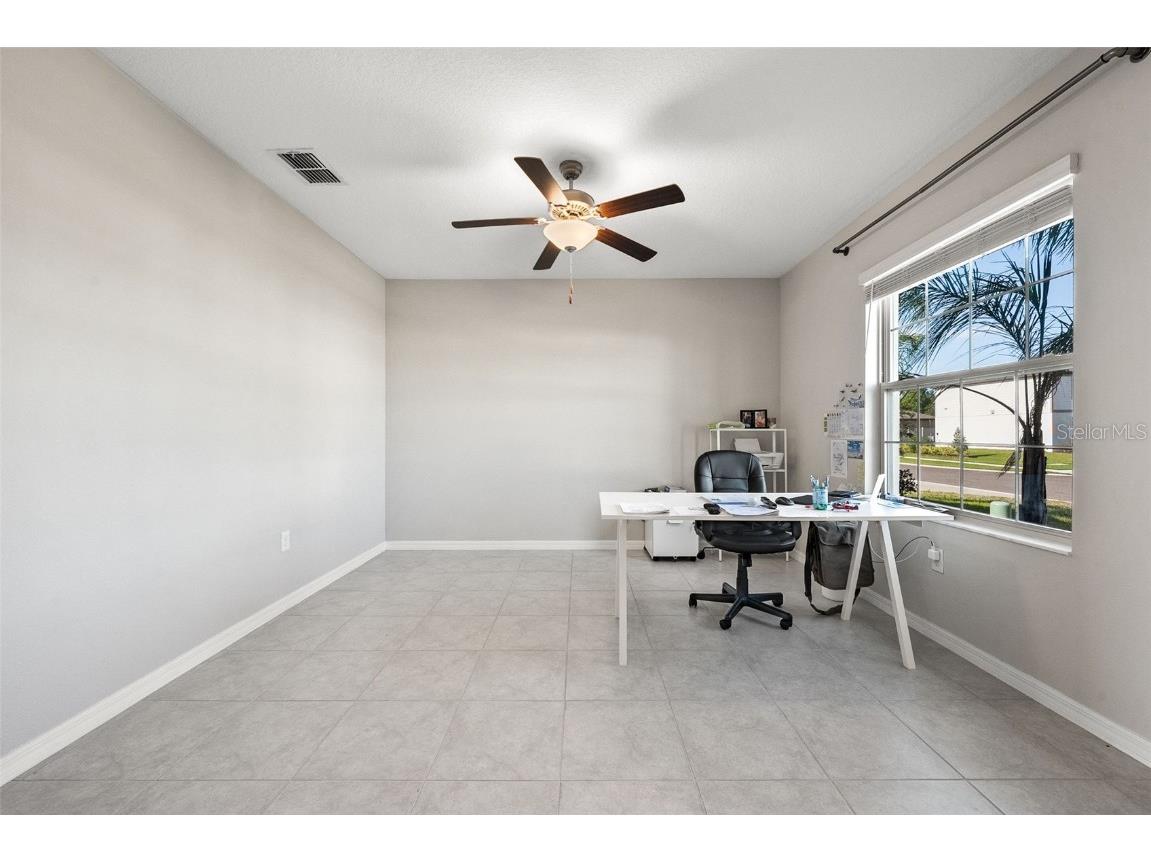 5553 Turkey Creek Way Lakeland FL 33811 - Retention pond O6298144 image3