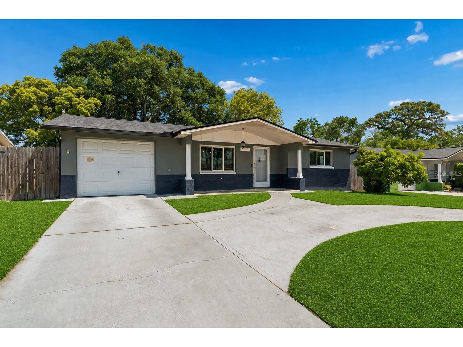 5553 Violet Drive New Port Richey FL 34652 W7885234 image1