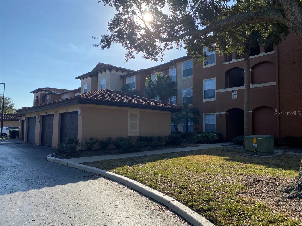 5554 Metrowest Boulevard #211 Orlando FL 32811 O6088920 image1