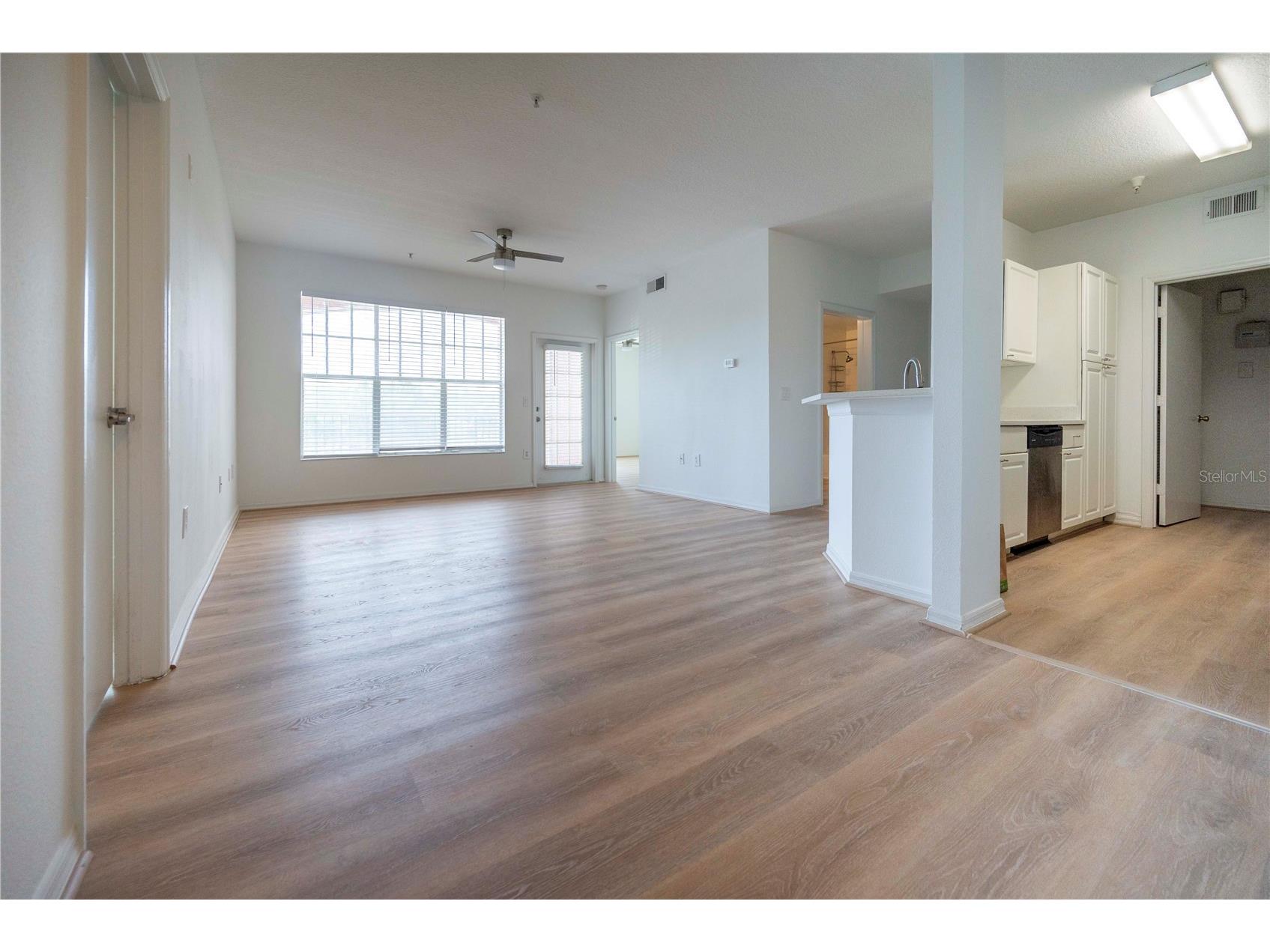 5554 Metrowest Boulevard #4-211 Orlando FL 32811 O6401257 image10