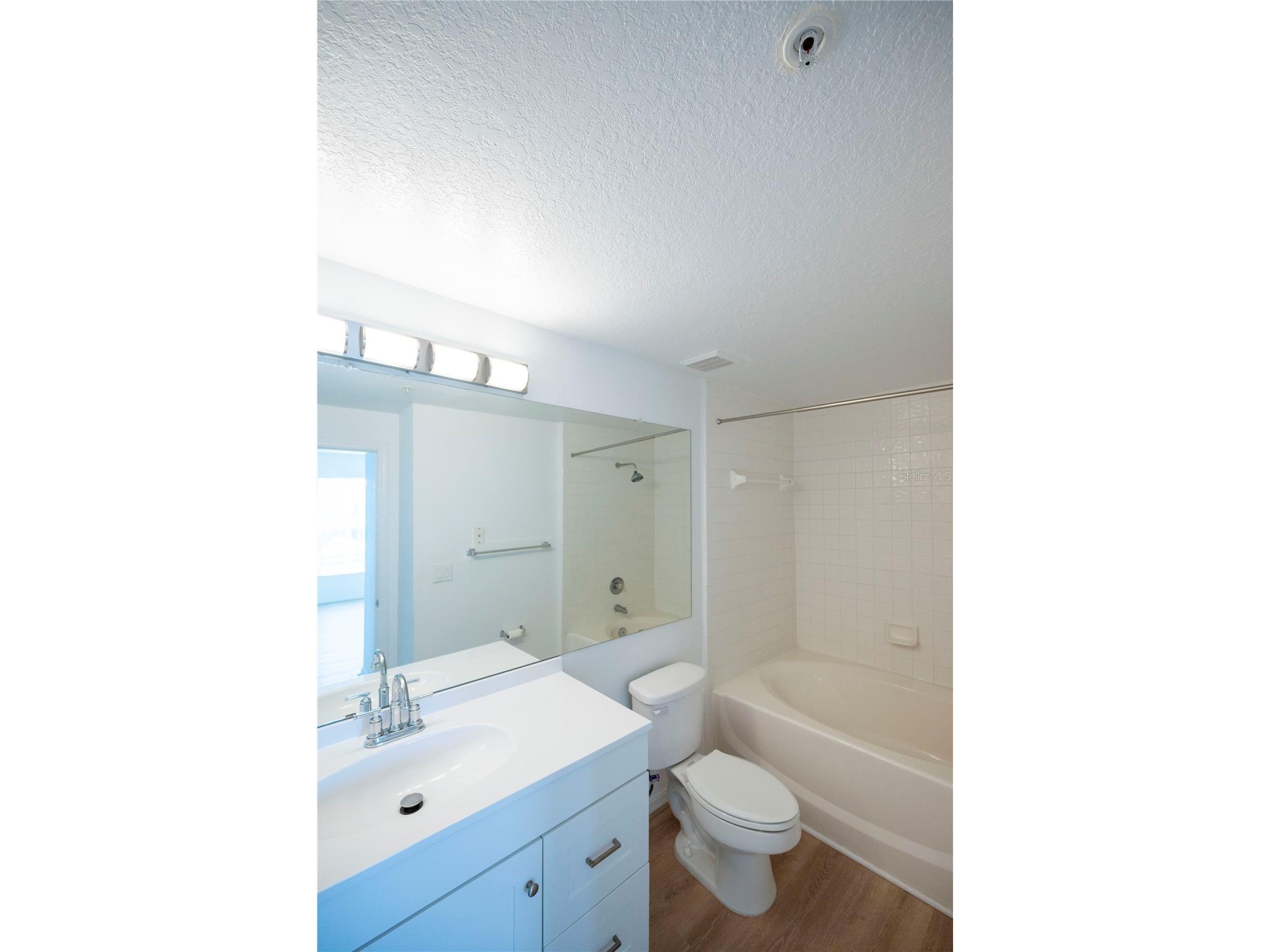 5554 Metrowest Boulevard #4-211 Orlando FL 32811 O6401257 image14